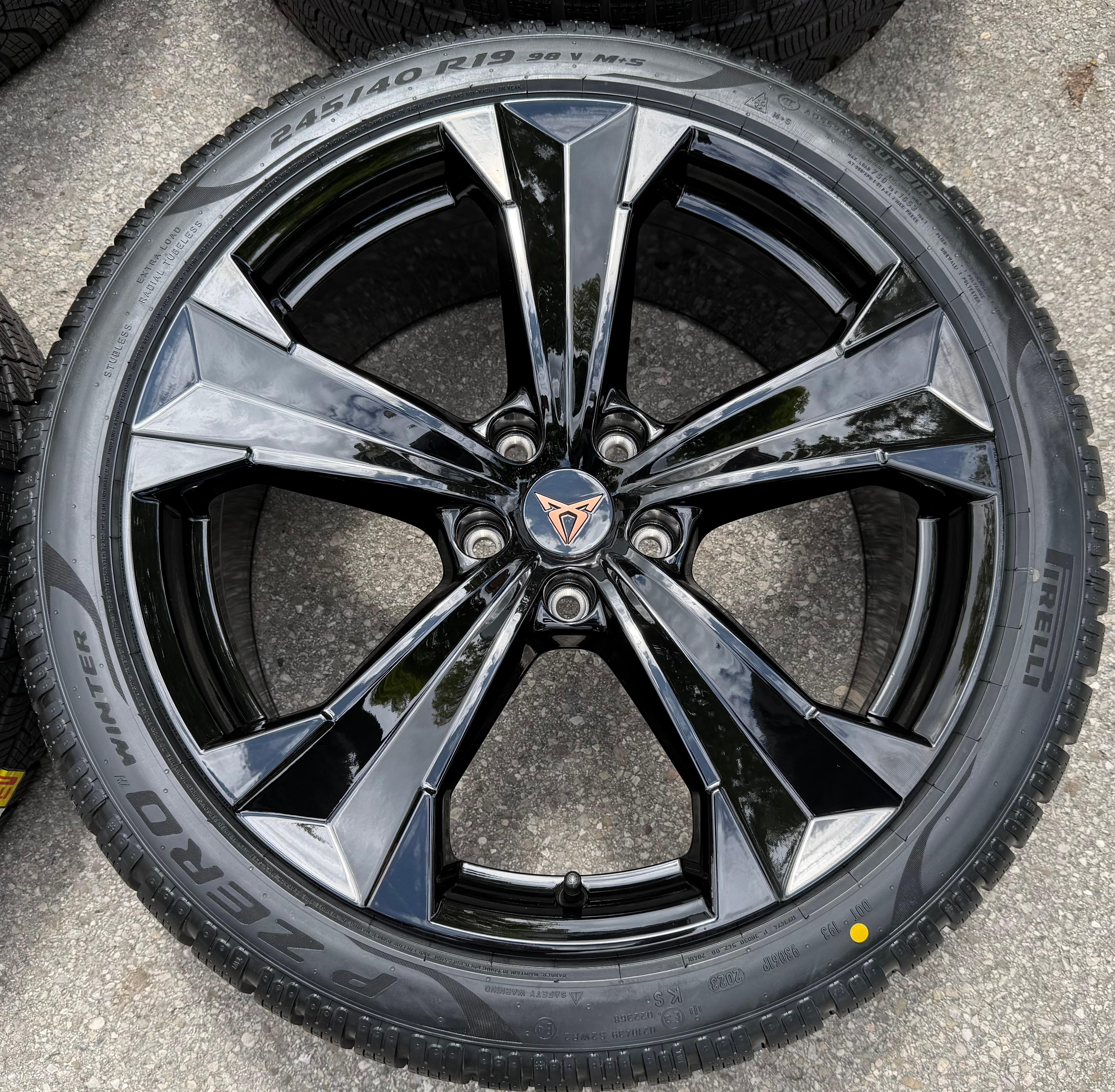 4 ORIGINAL 19" ALU WINTERRÄDER SEAT ATECA CUPRA HK7 575601025T 245/40R19 98V