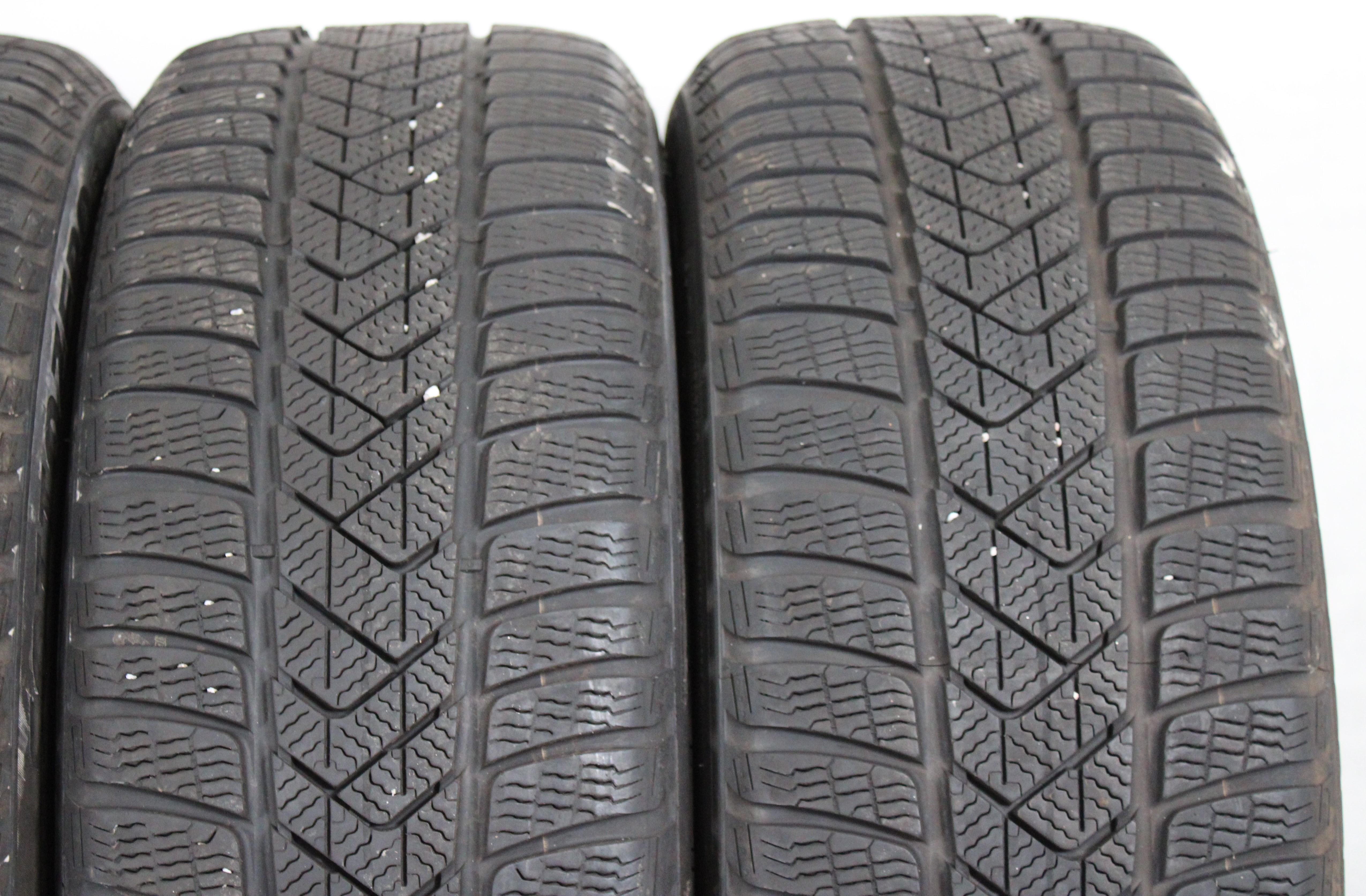 4 x 225/45R19 96V pneumatici invernali Pirelli Sottozero 3 Runflat 7mm 2020 * Consegna gratuita