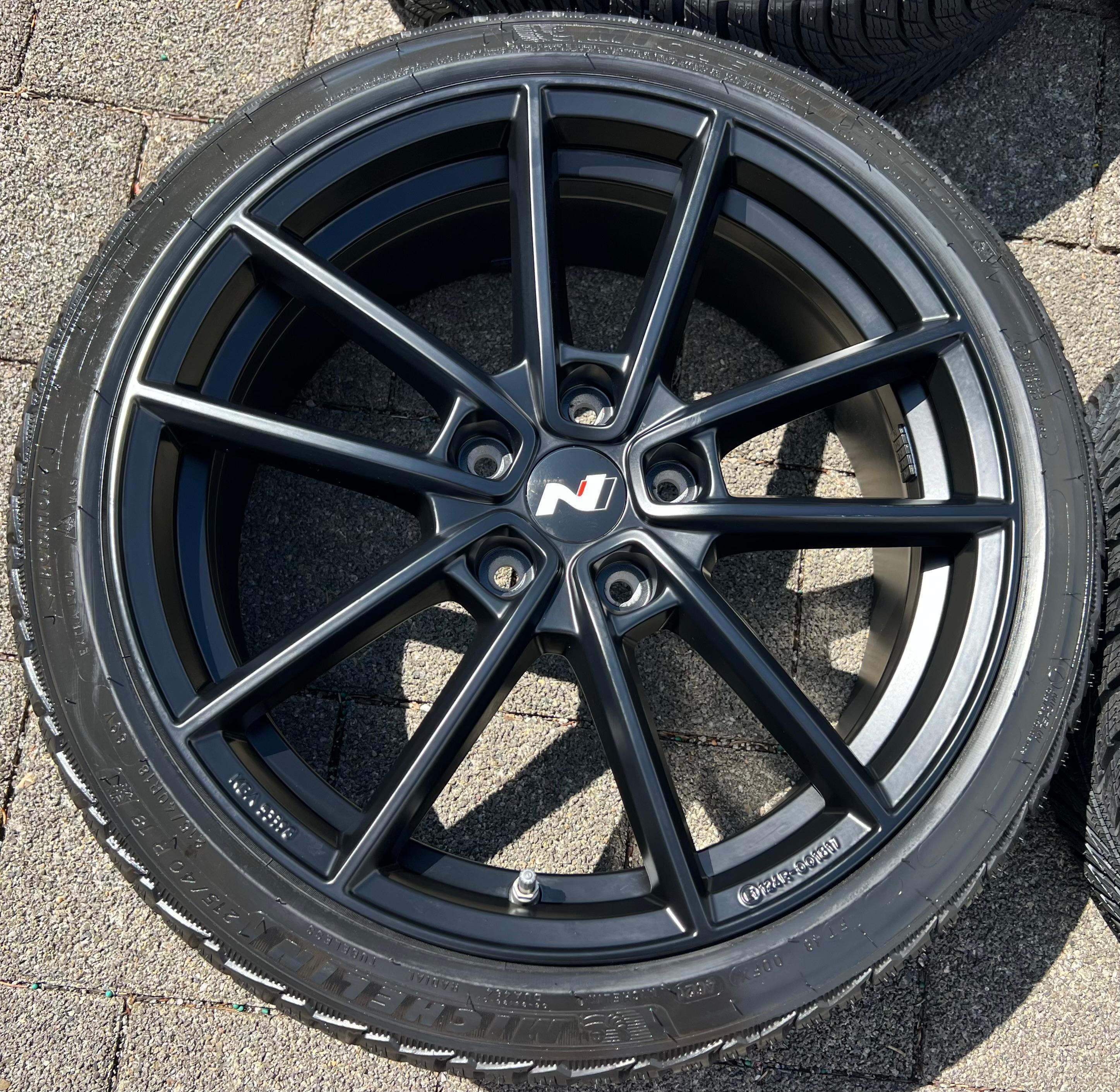 4 ORIGINAL 18" ALU WINTERRÄDER HYUNDAI i20N 215/40R18 89V RDKS NEU FREIHAUS