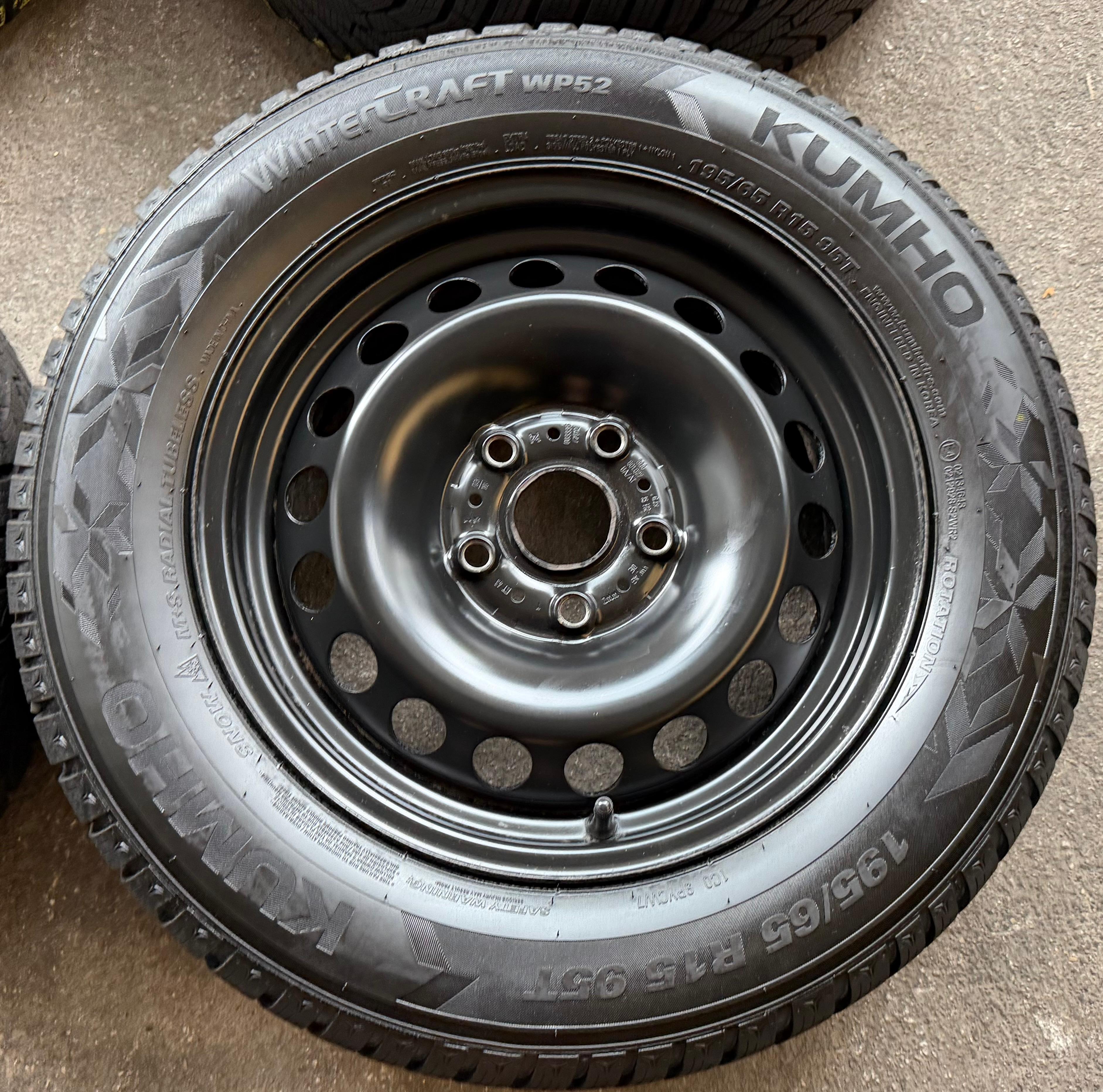 4 Winterräder VW Golf 7 8 Skoda Octavia 5E Seat Leon 5F KL 195/65R15 95T Kumho