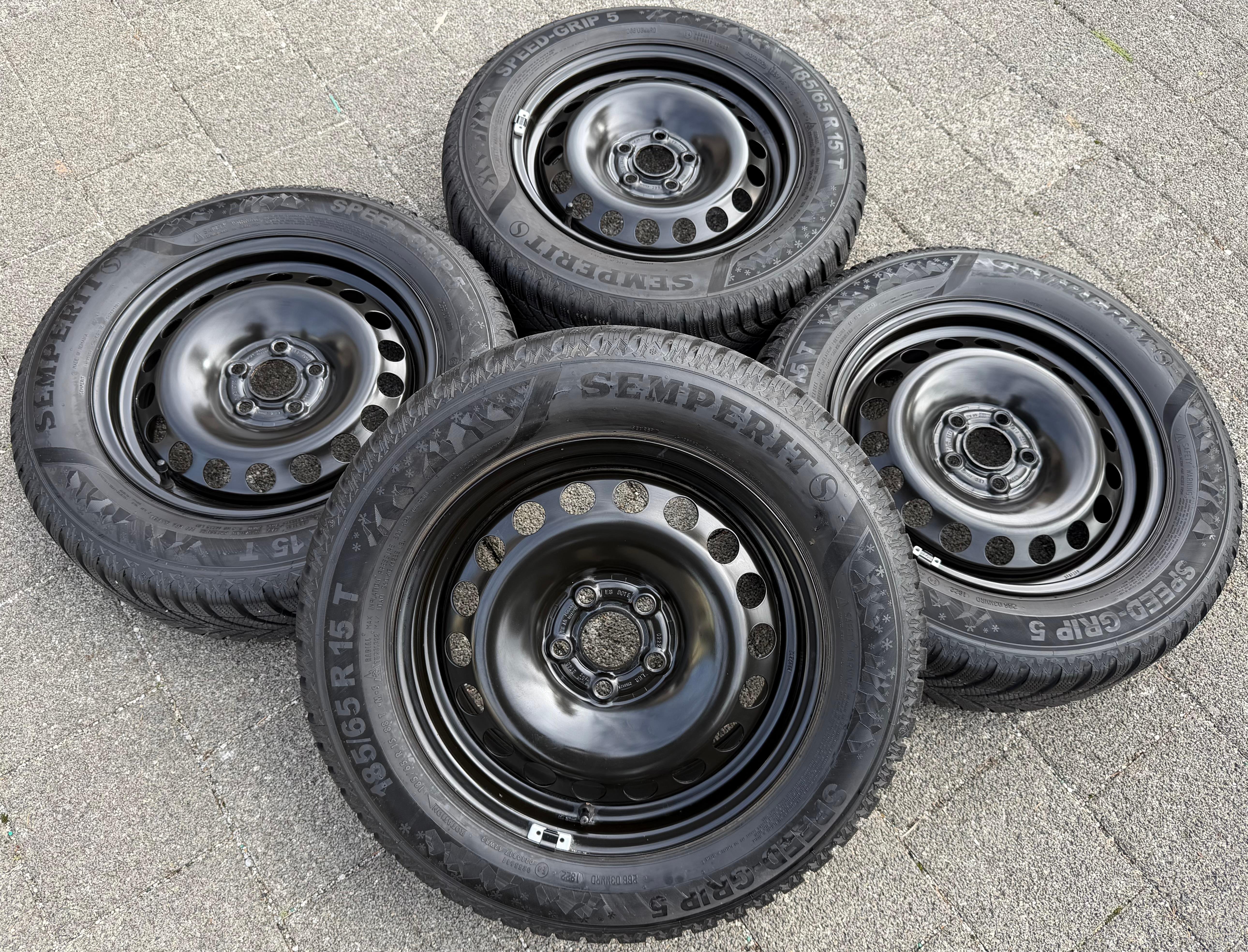 4 WINTERRÄDER AUDI A1 CITY CARVER GB SEAT IBIZA ARONA KJ VW POLO AW 2G 185/65R15 88T