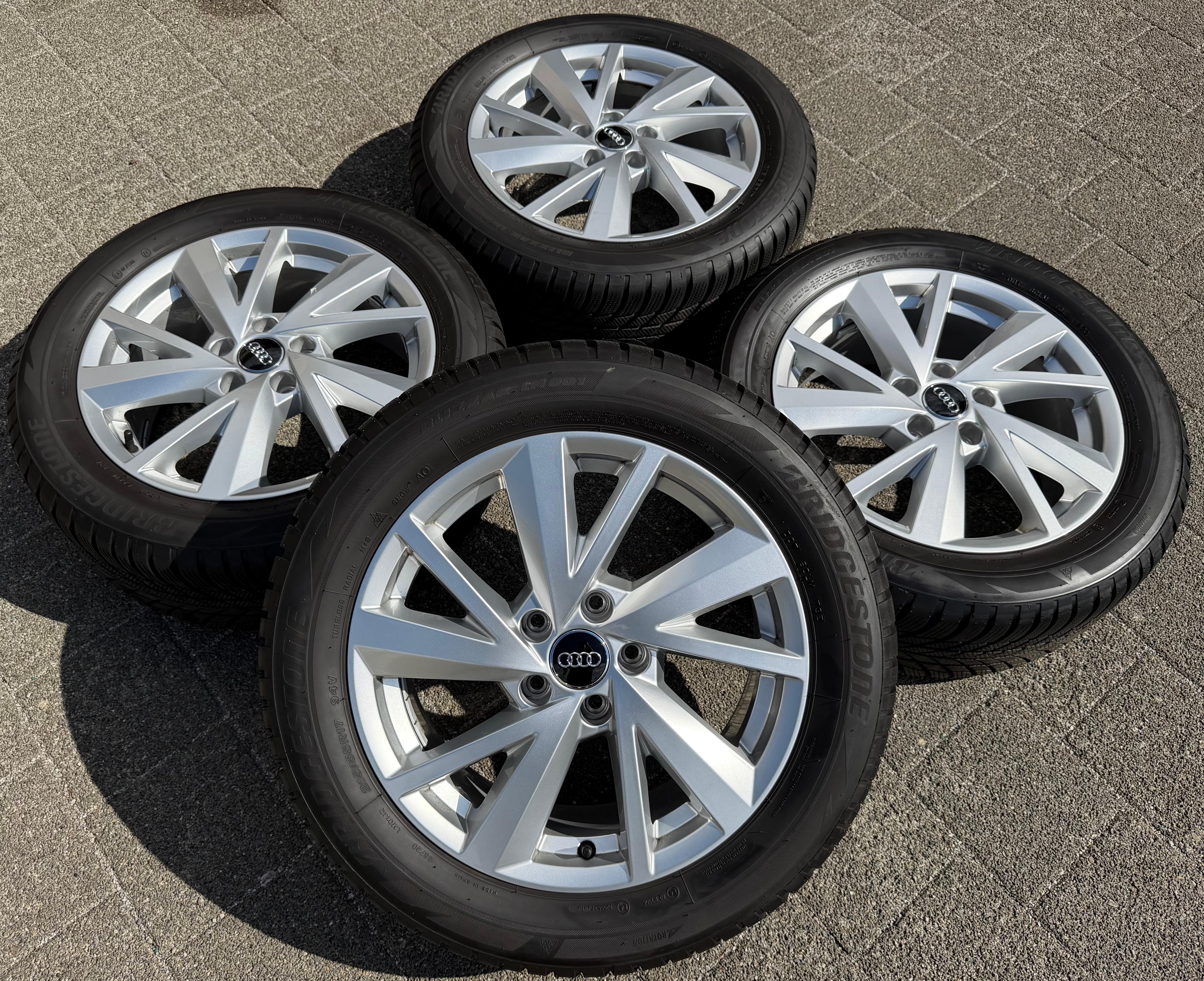 4 ruote complete in lega originali da 17" per Audi Q2 215/55R17 94V Bridgestone 2023