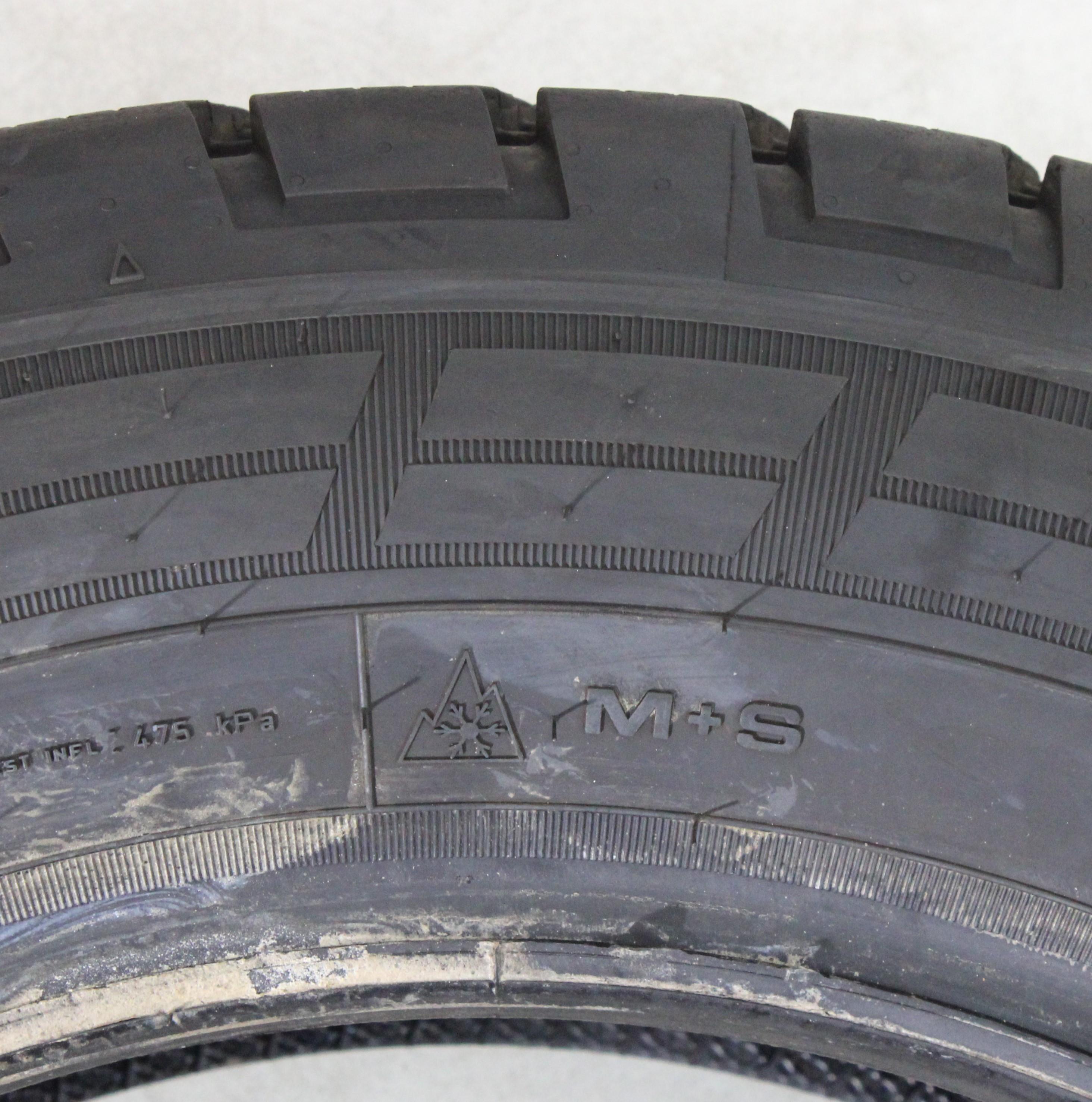 4 x 195/65R16C 104/102T neumáticos de invierno Dunlop Econodrive Winter 2x7-7,5mm/2x8,5mm 2025