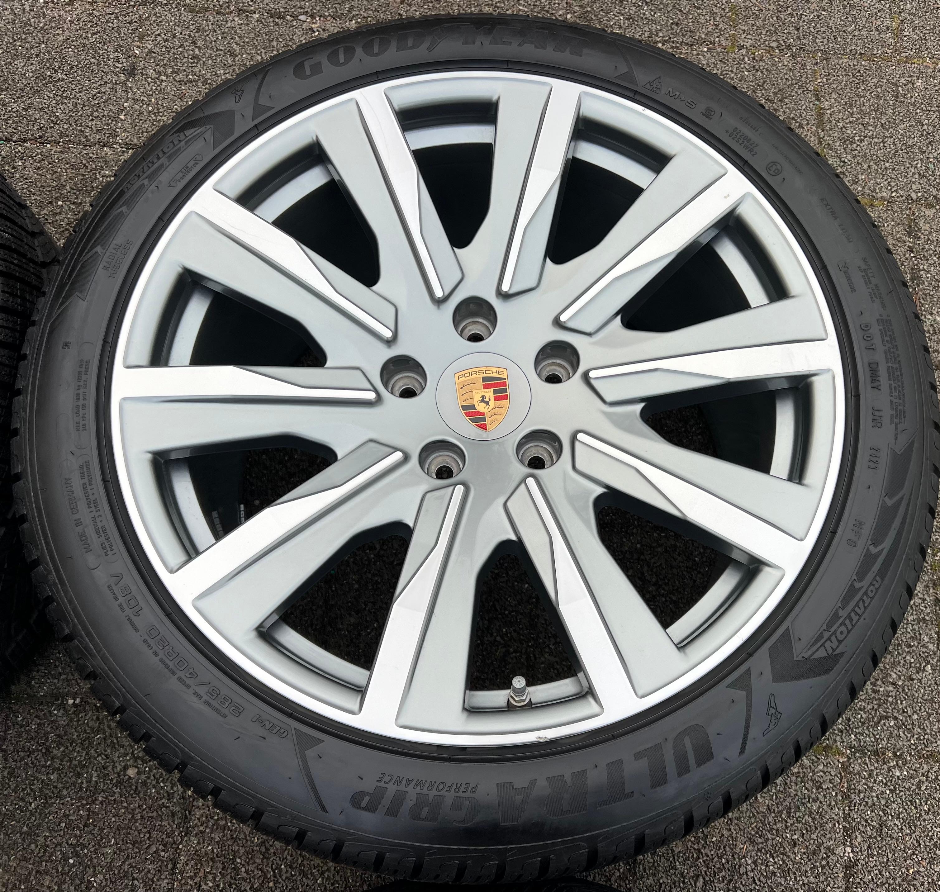 4 ORIGINAL 20" ALU WINTERRÄDER PORSCHE TAYCAN TEQUIPMENT RDKS FREIHAUS