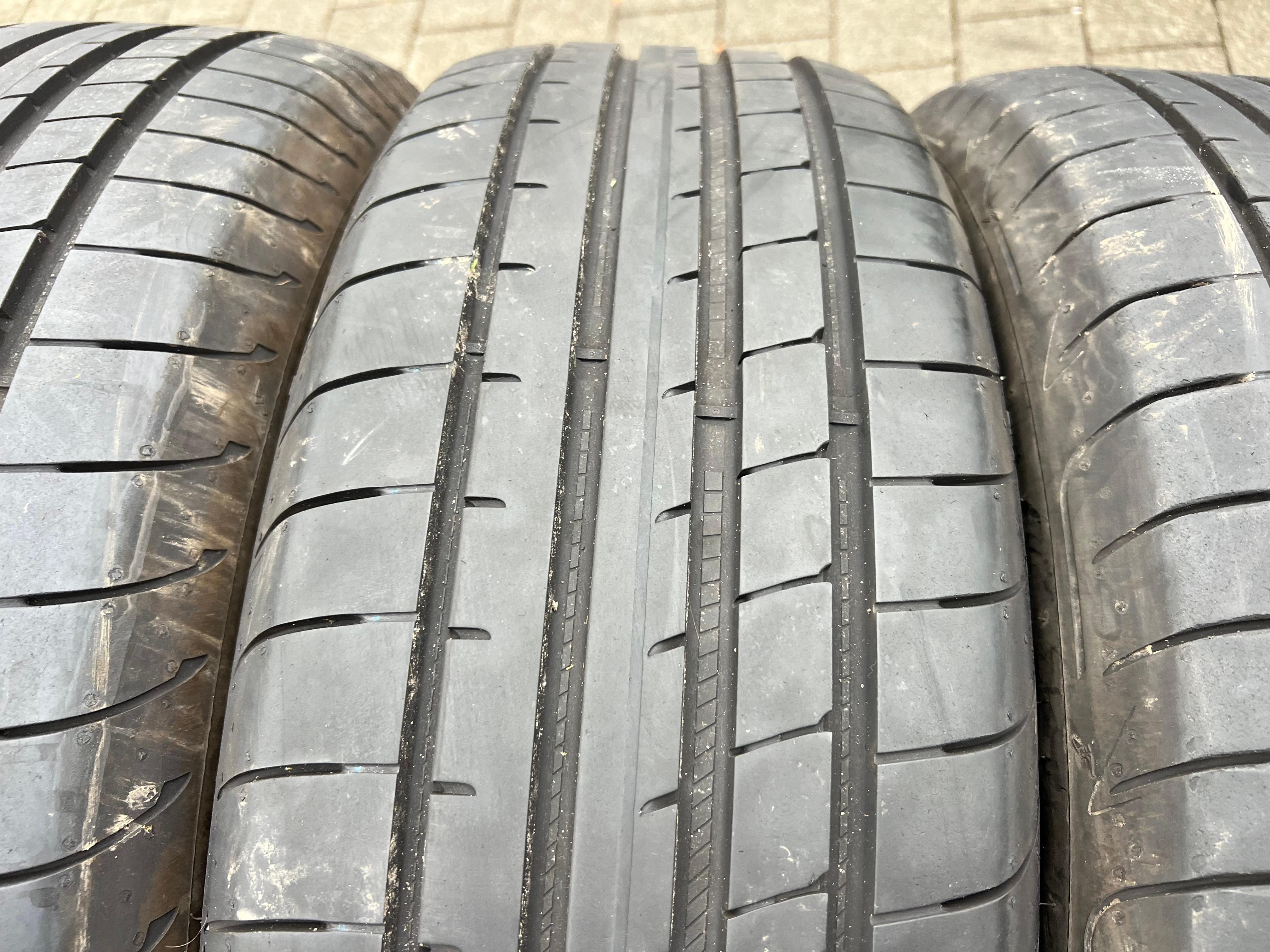 4 x 235/65R17 104W neumáticos de verano Goodyear Eagle F1 Asymmetric 3 2x 7-7,5mm y 2x 6,5mm 2023