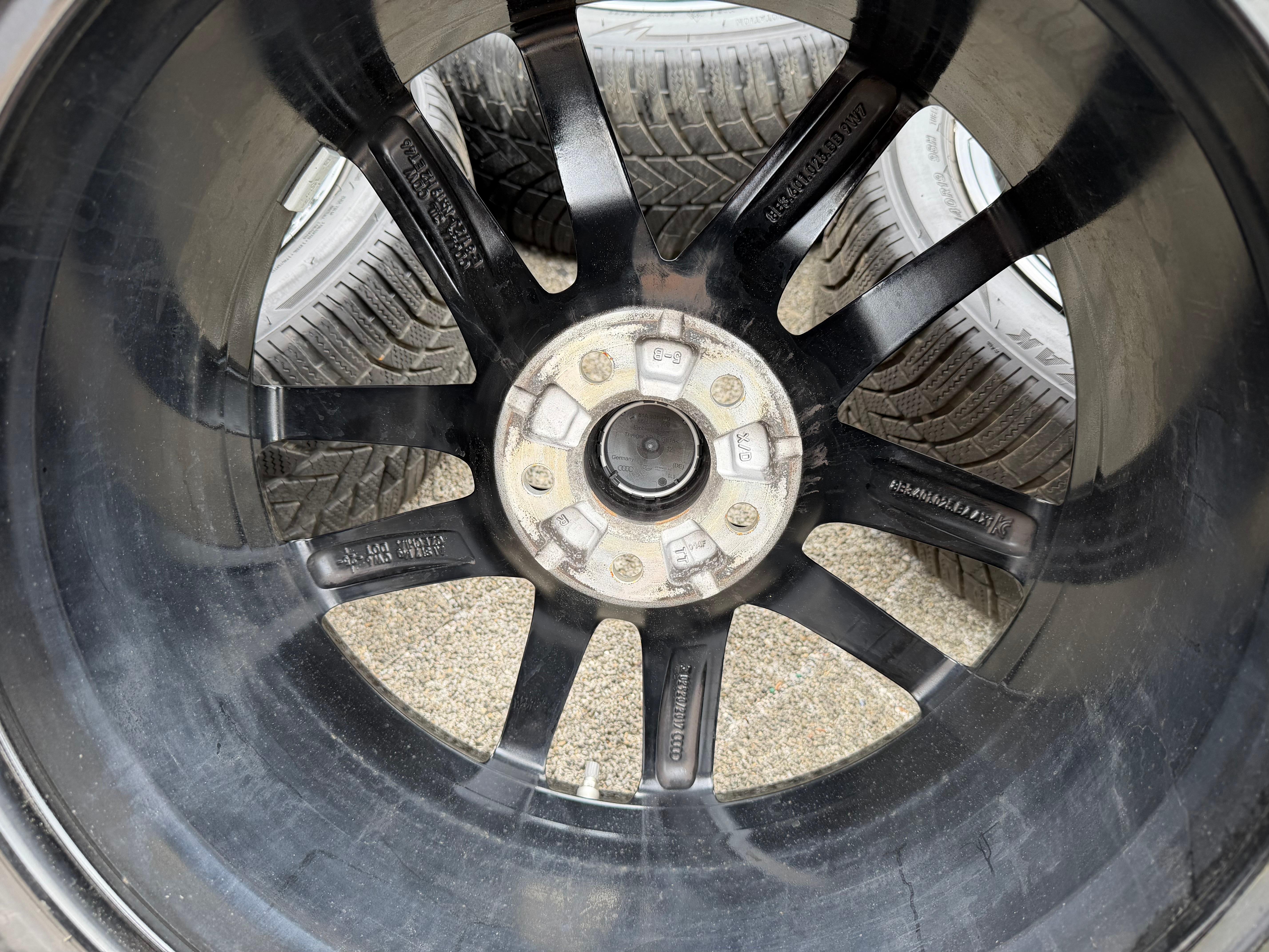 4 ORIGINAL 19" ALU WINTERRÄDER AUDI A5 S5 F2 B10 8B3601025BA 245/40R19 98H 2024