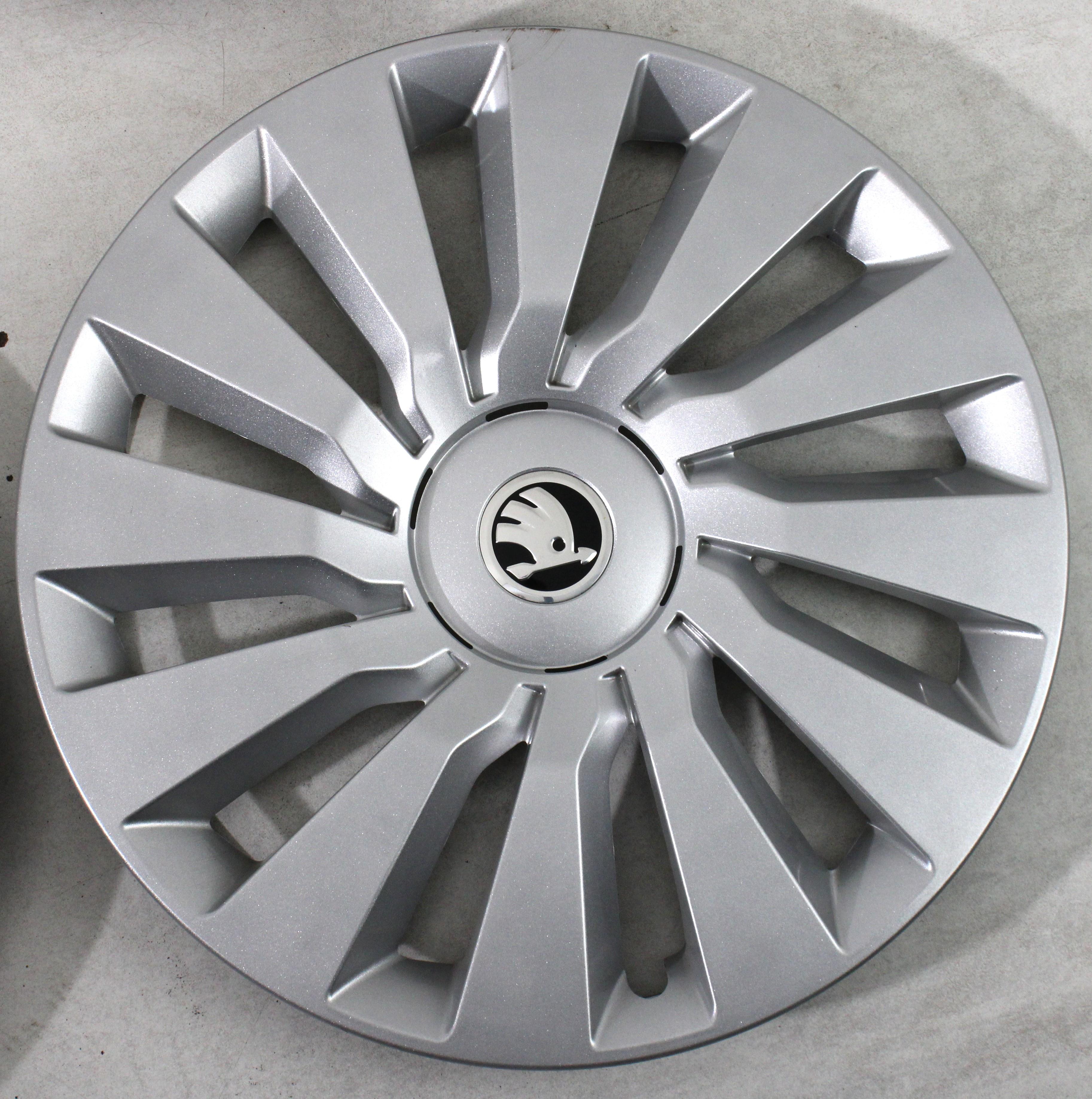 4 X ORIGINAL 16" RADKAPPEN OCTAVIA KODIAQ YETI SUPERB 5E0601147G FREIHAUS