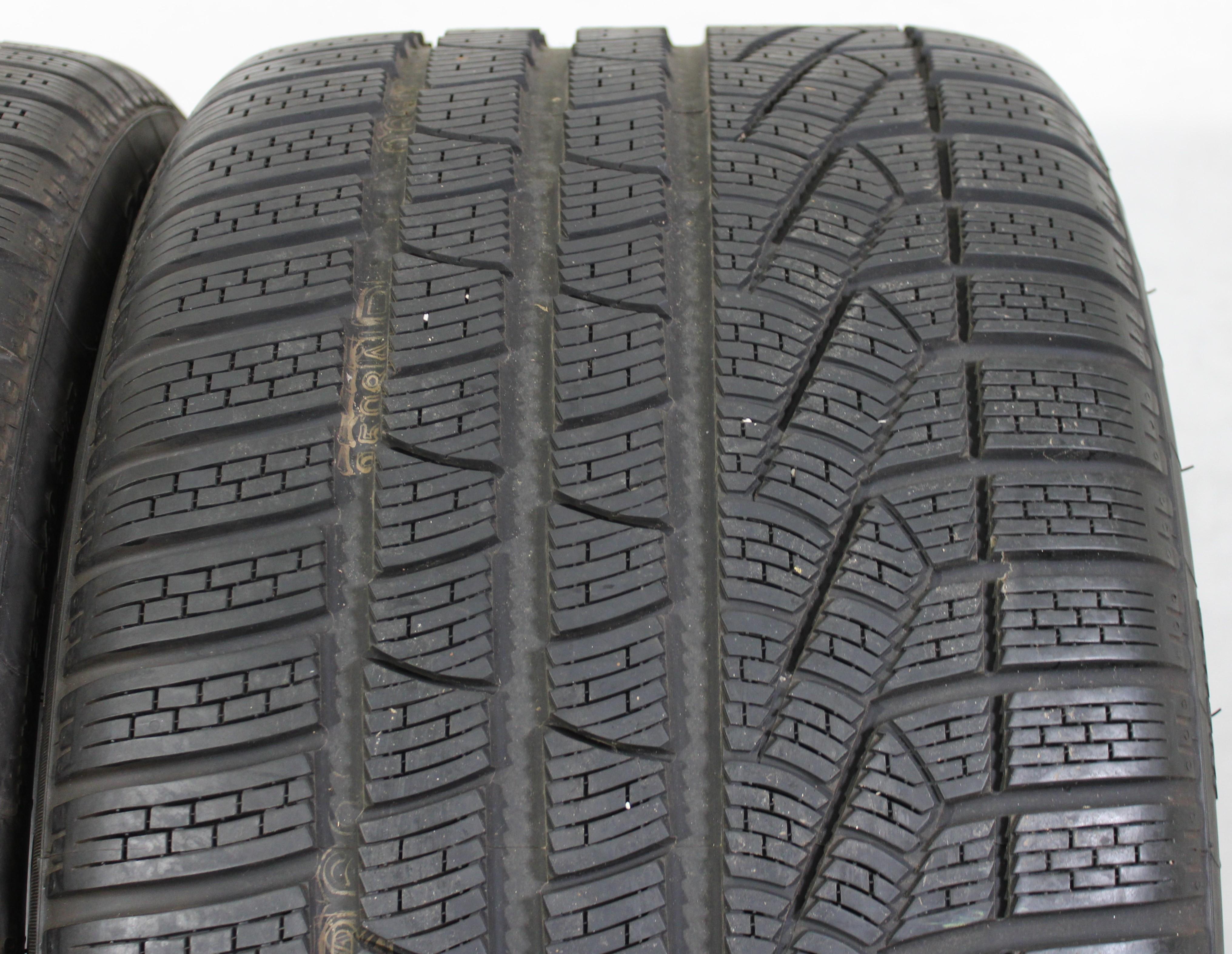 2 x 295/35R19 100V Winterreifen Pirelli Sottozero Winter 240 Serie 2 7-7,5mm 2015 N0