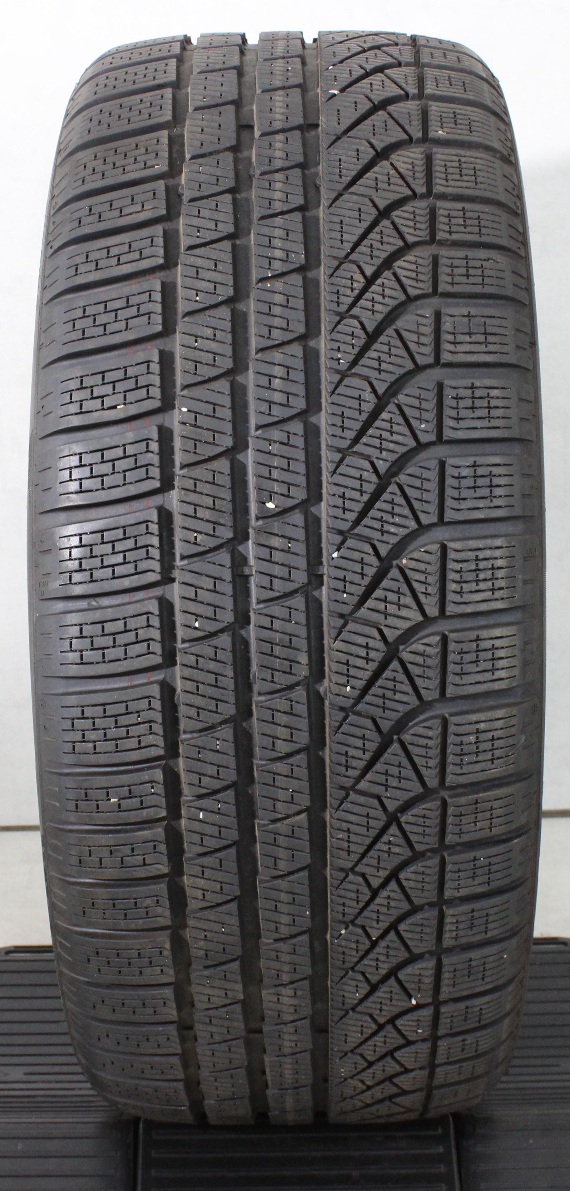 1 x 255/40R19 100Y Winterreifen Pirelli Pzero Winter * 7mm 2022