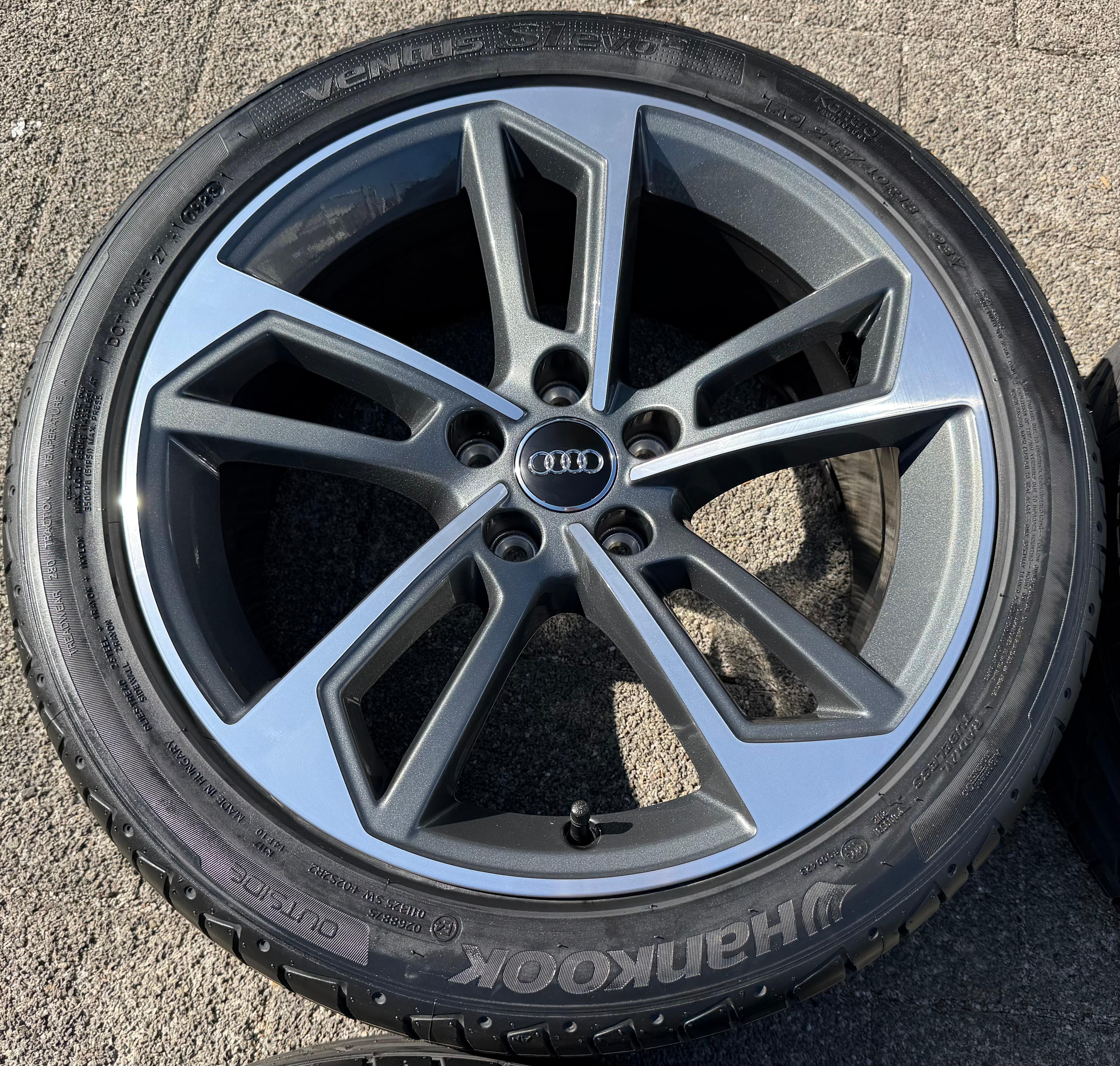 4 Original 18" Alu Sommerräder AUDI A4 S4 B9 8W 245/40R18 93Y 8W0601025DL Hankook NEU