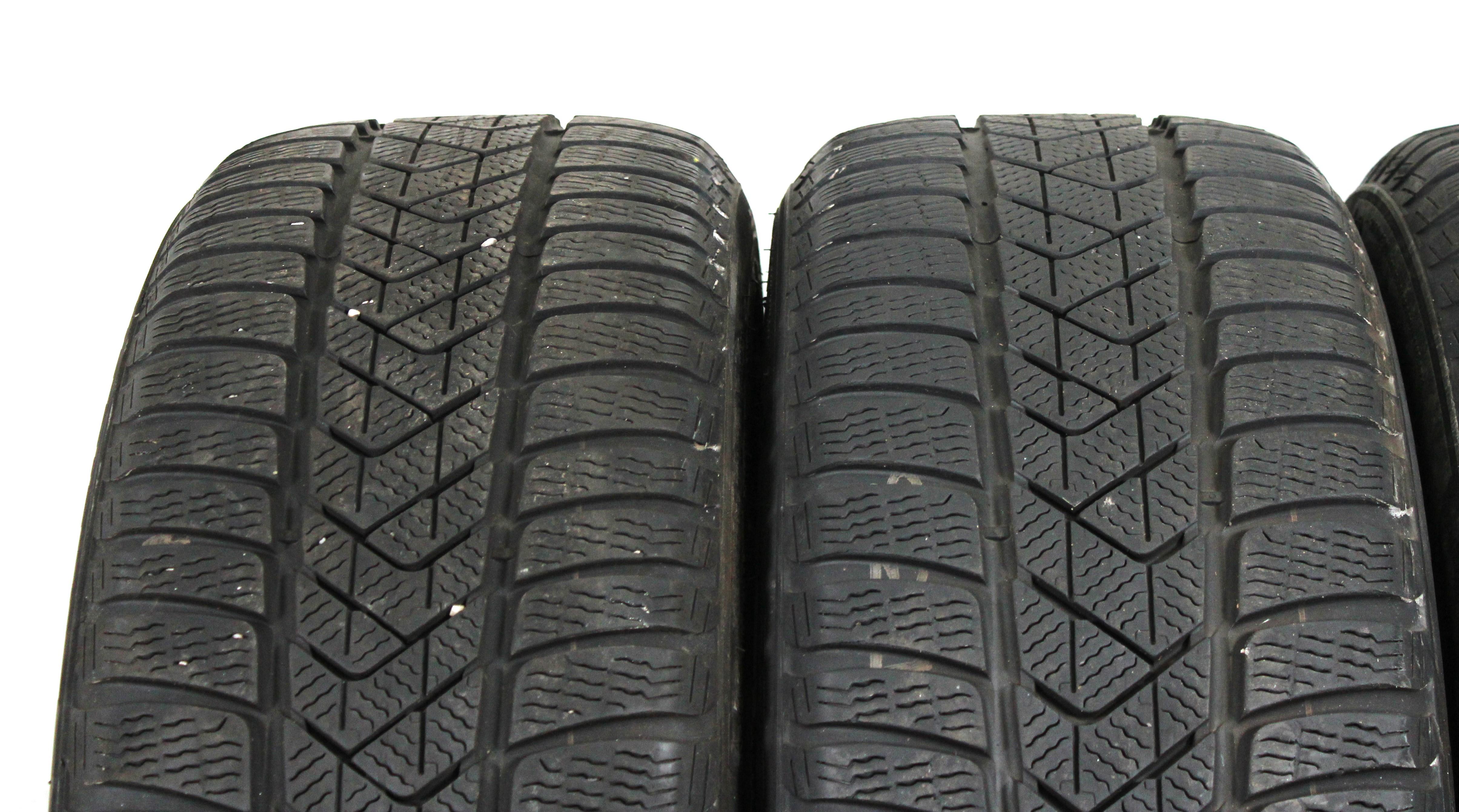 4 x 225/45R19 96V Winterreifen Pirelli Sottozero 3 Runflat 5,5mm 2019 *