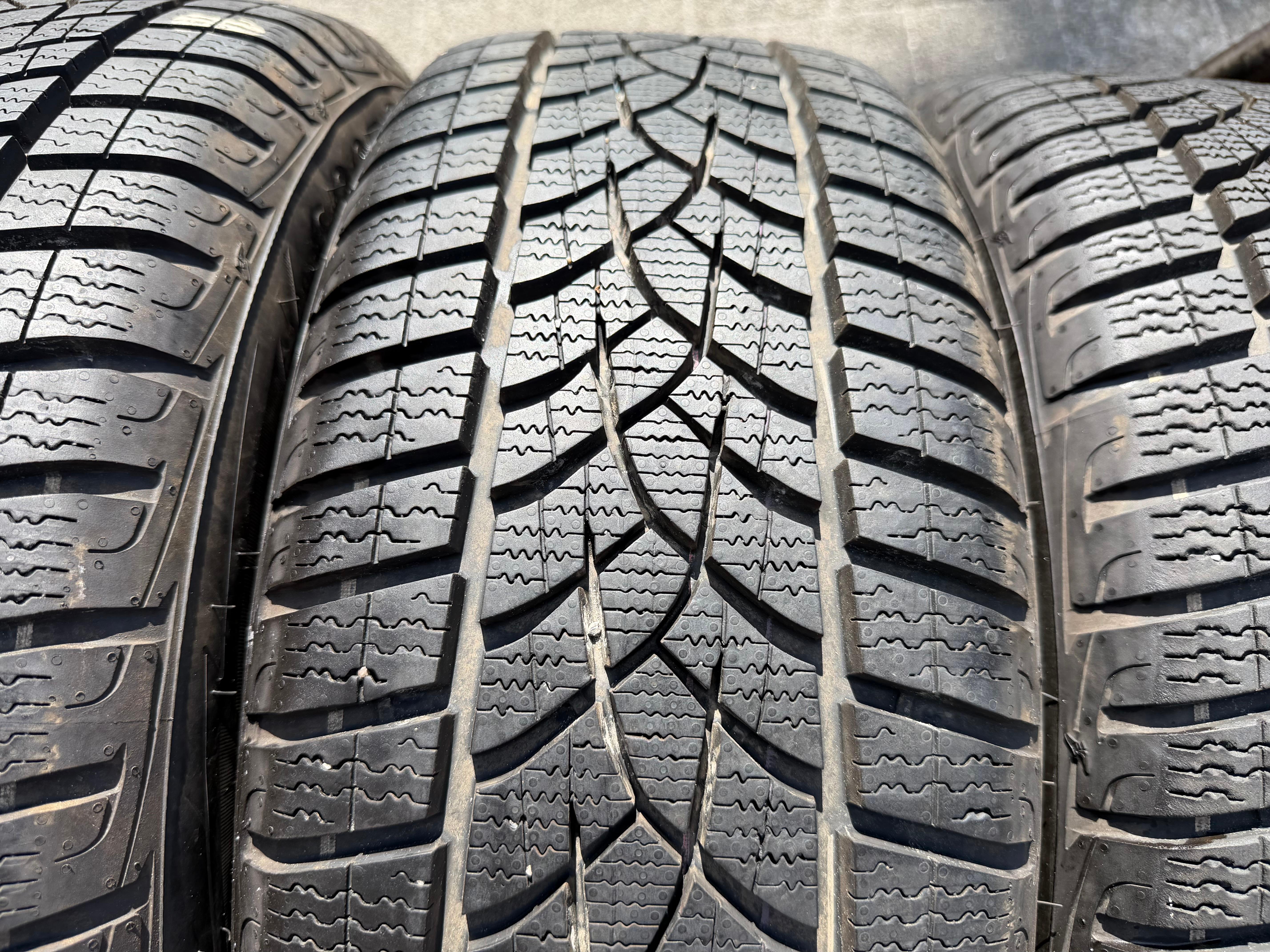 4 Winterräder Audi A3 8V Sportback Cabrio  205/55R16 91H Goodyear 8V0601027A 2021