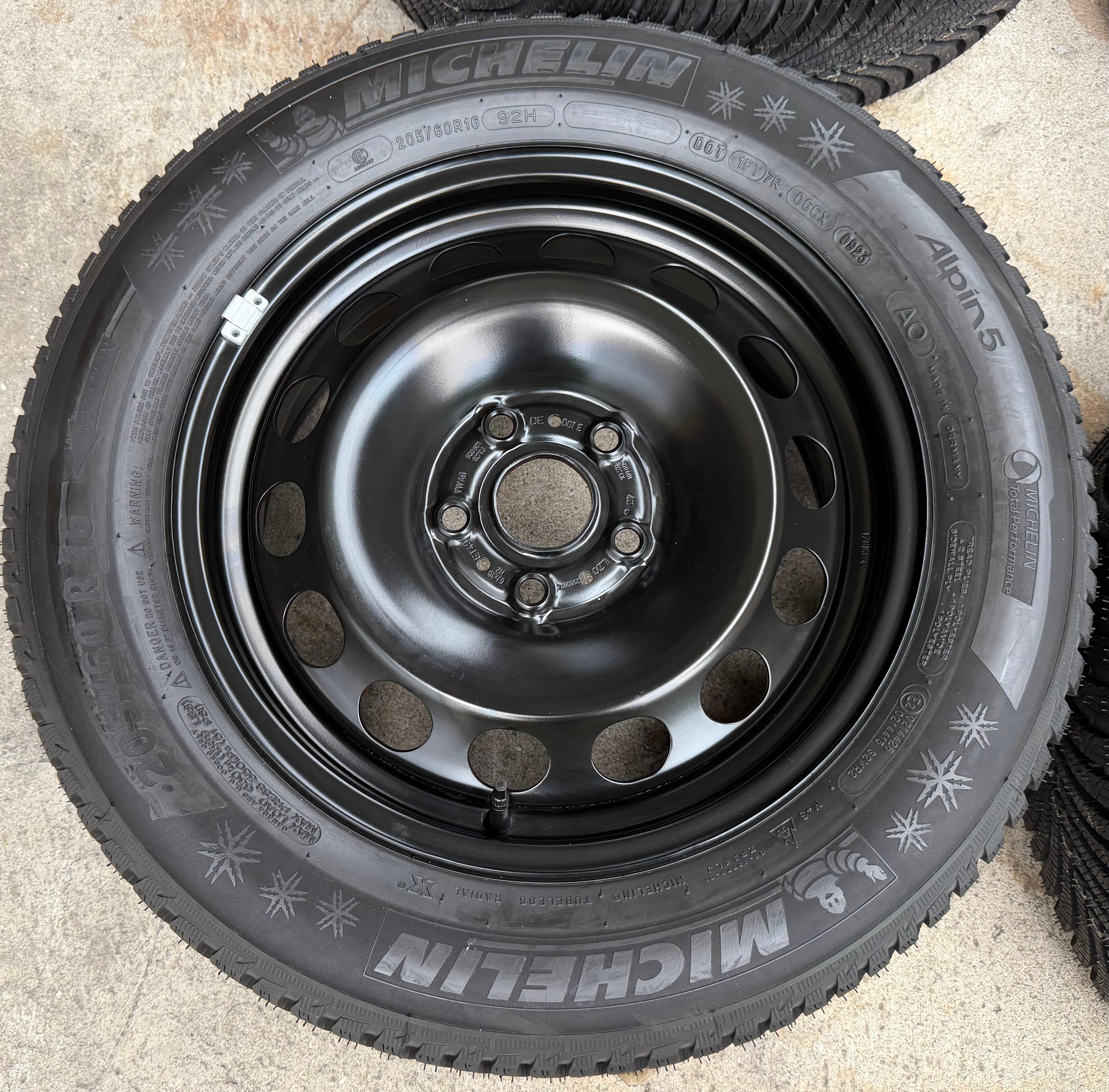 4 Winterräder Audi Q2 GA VW T-ROC A11 205/60R16 92H Michelin Alpin 5 Winterreifen