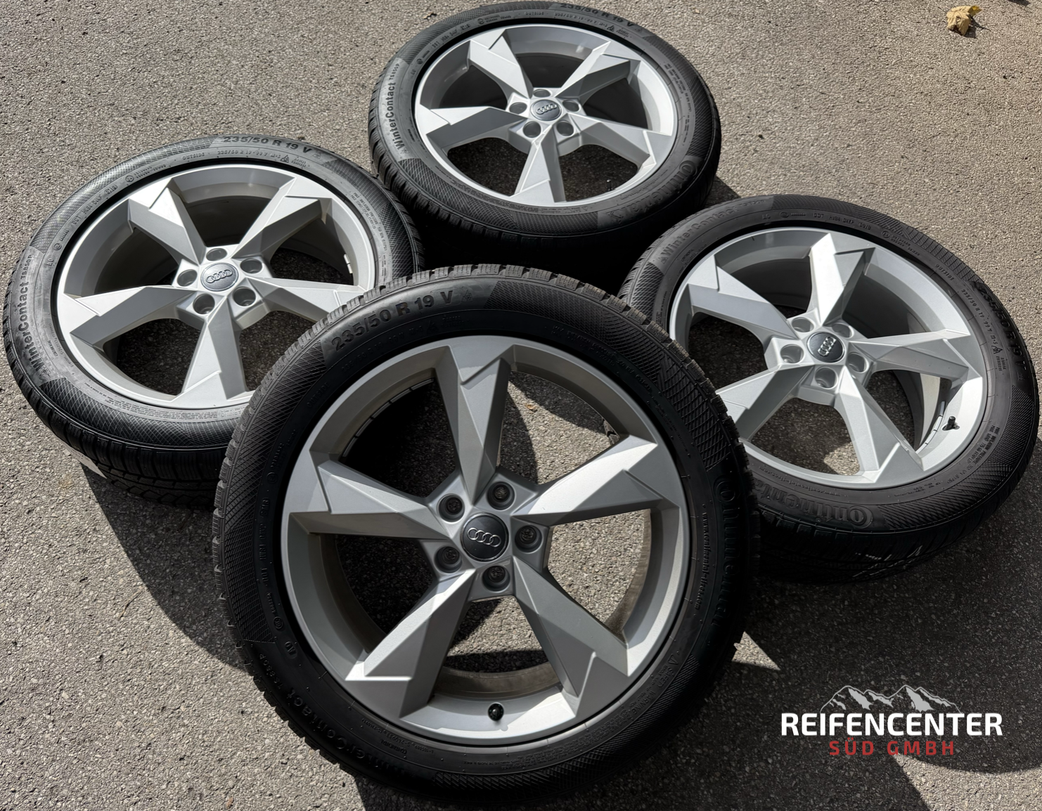 4 ruedas de invierno de aleación originales de 19" para Audi Q3 F3B 83A 83A601025N 235/50R19 99V