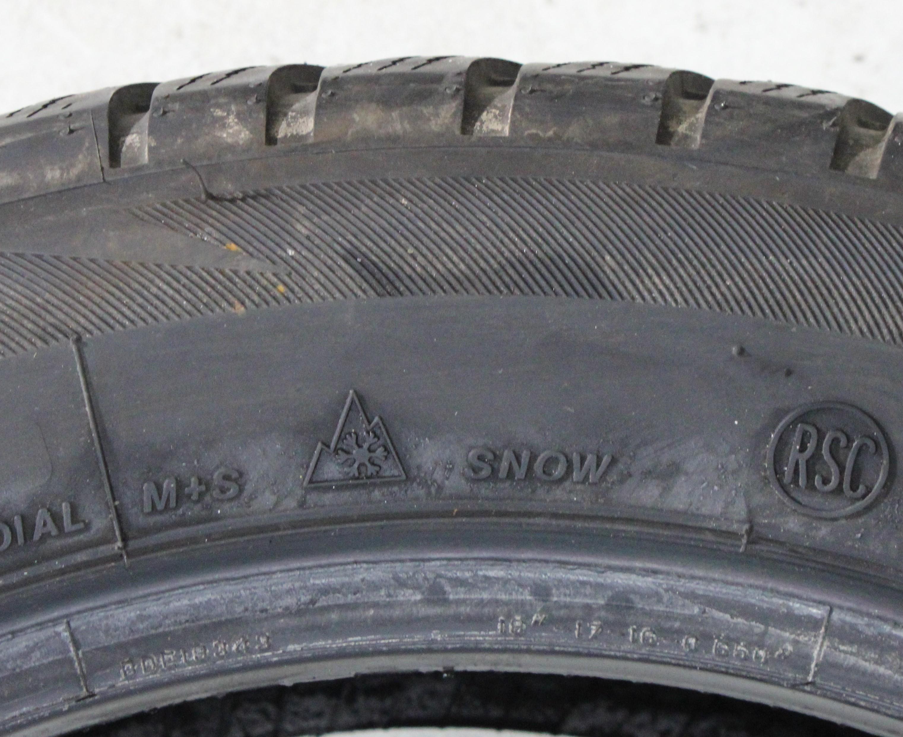 2 x 225/50R18 95H Winterreifen Bridgestone Blizzak LM001 * Runflat 6,5-7mm 2018