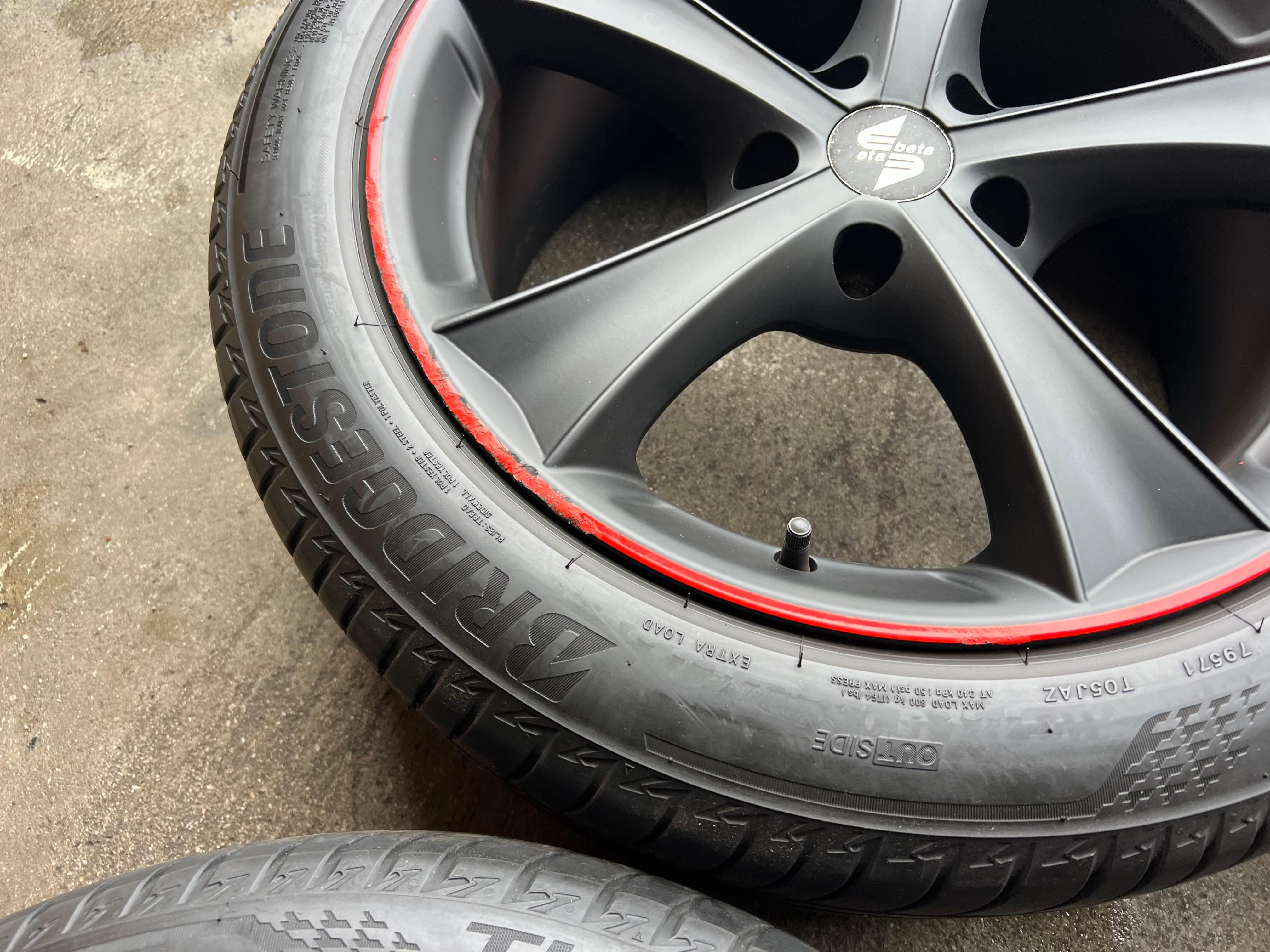 4 aluminium 18-inch zomerwielen voor VW BUS T5, T6 en T6.1 (Eta, Beta) 245/45R18 100Y