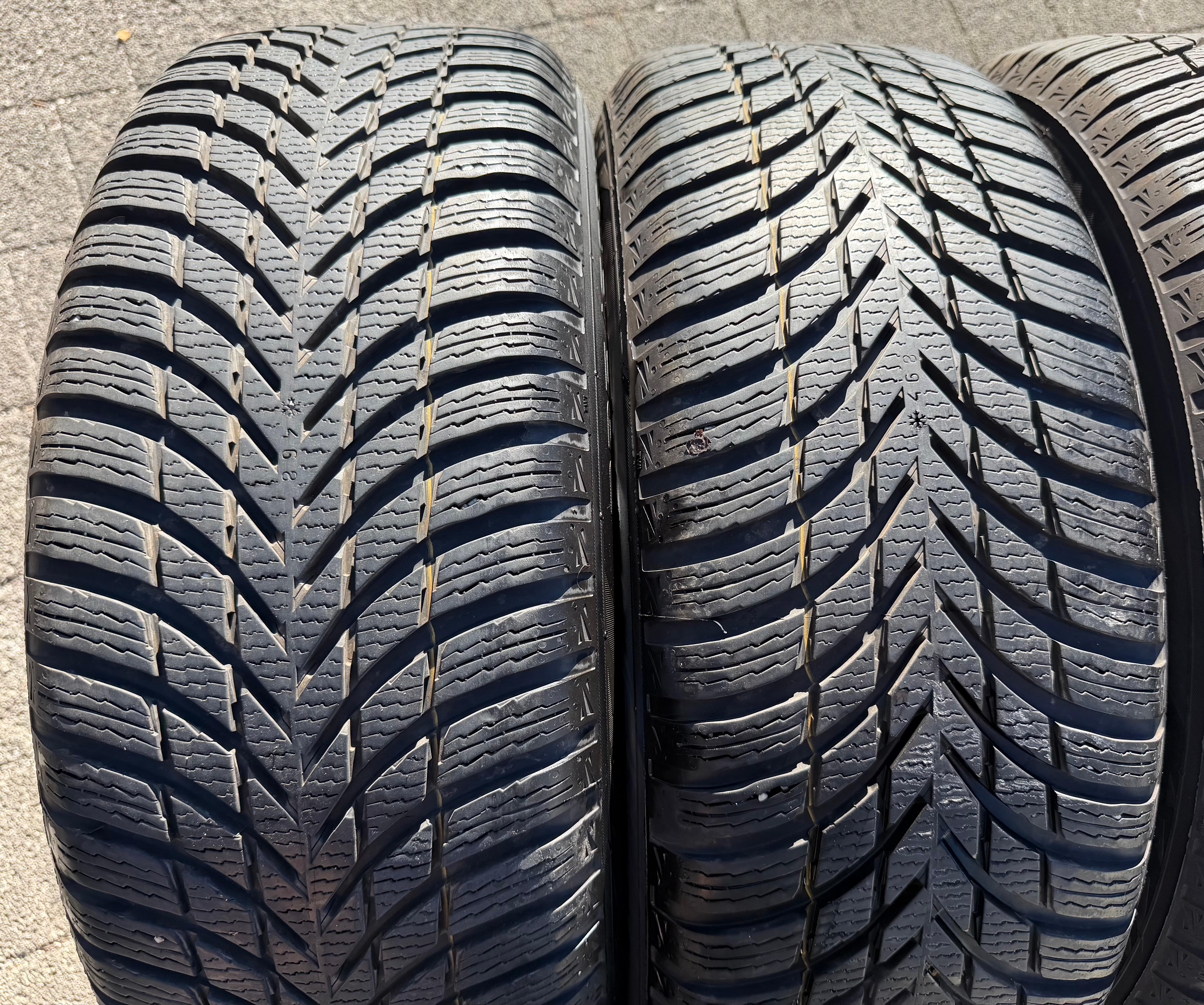 4 ruedas de invierno de aleación originales de 18" Volvo XC60 II 31423851 235/60R18 107H NOKIAN 2025