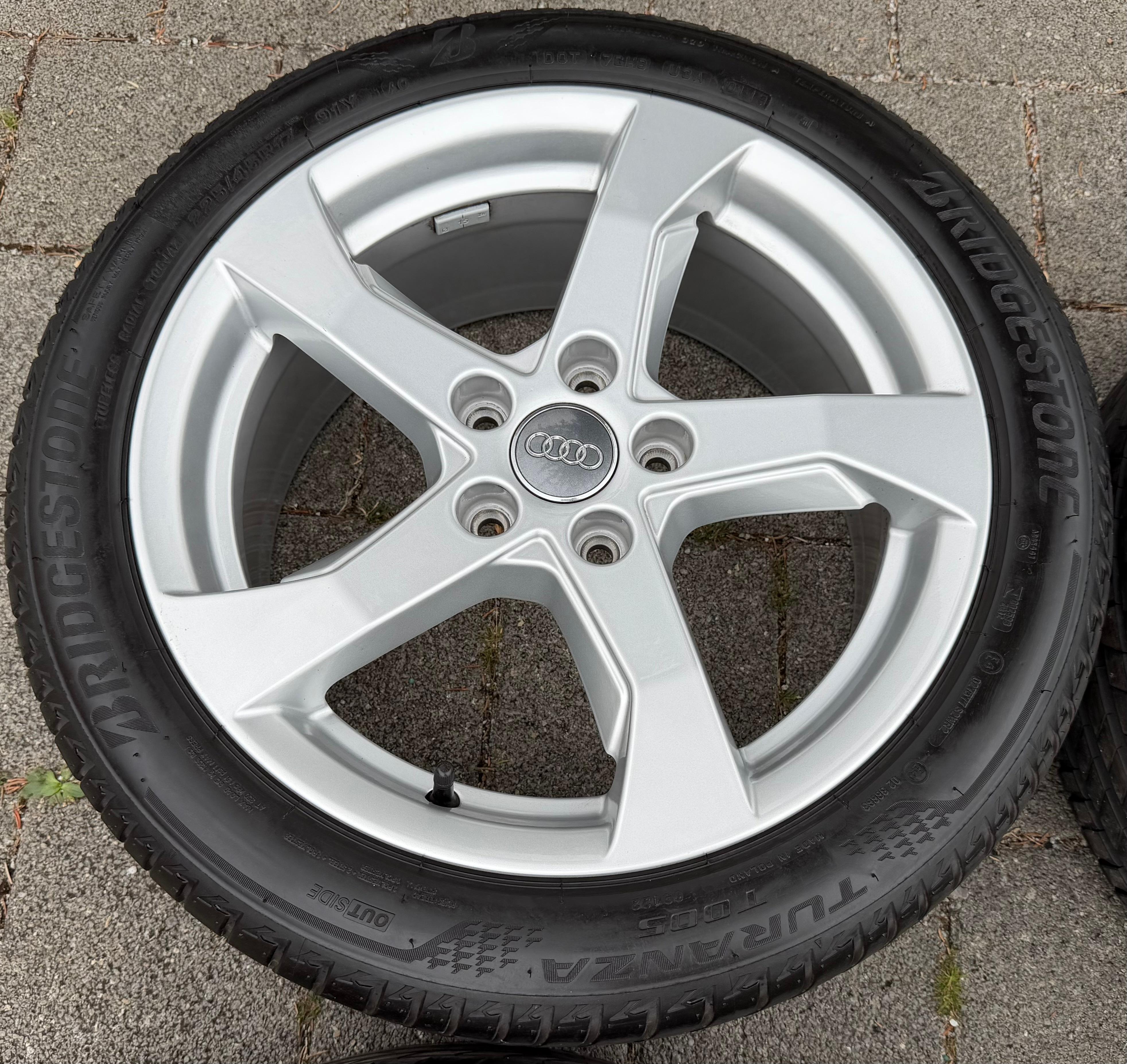 4 Original 17" Alu Sommerräder Audi A3 S3 8V 8V0601025CT 225/45R17 91Y