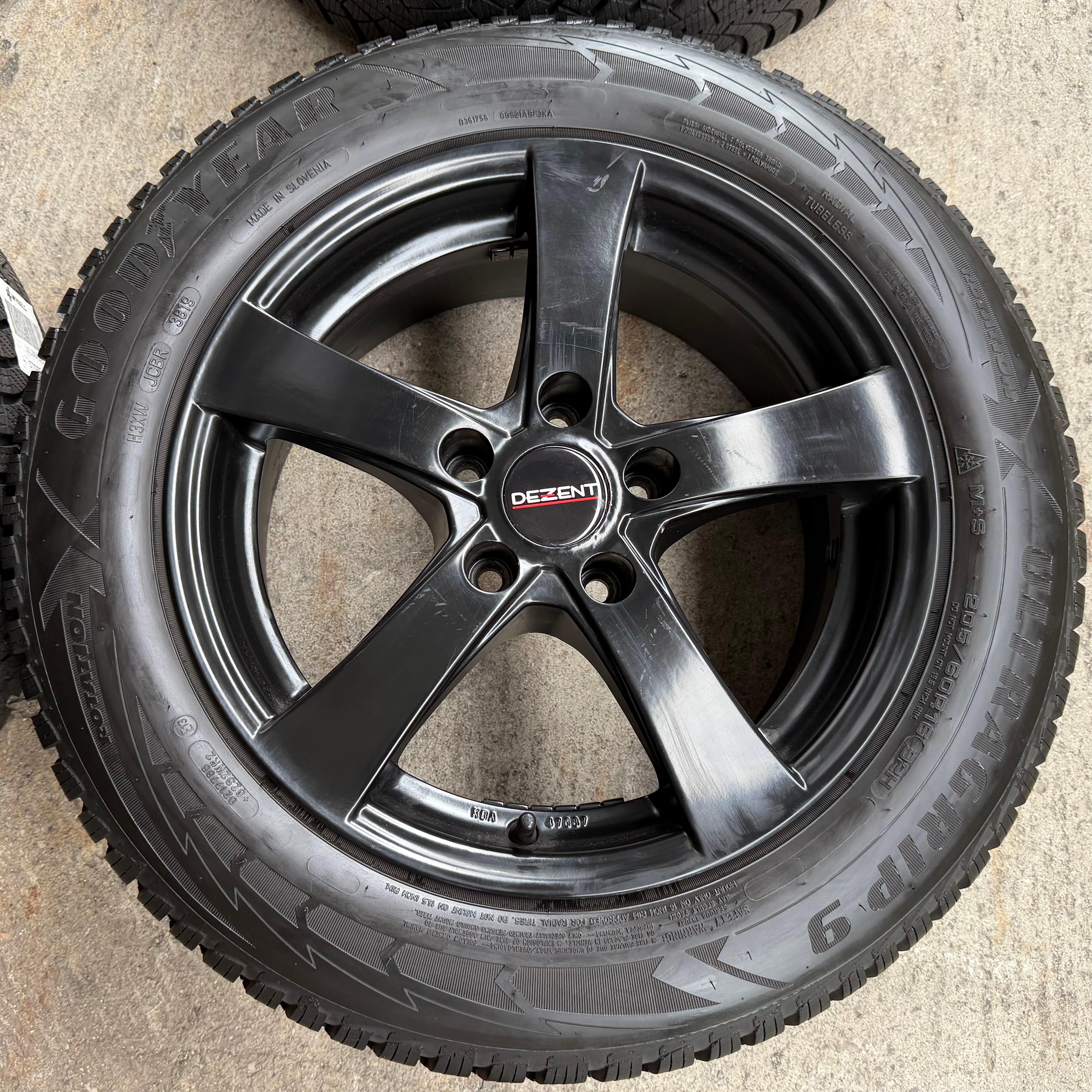 4 Alu Winterräder Audi A4 8K B8 B81 205/60R16 92H Goodyear
