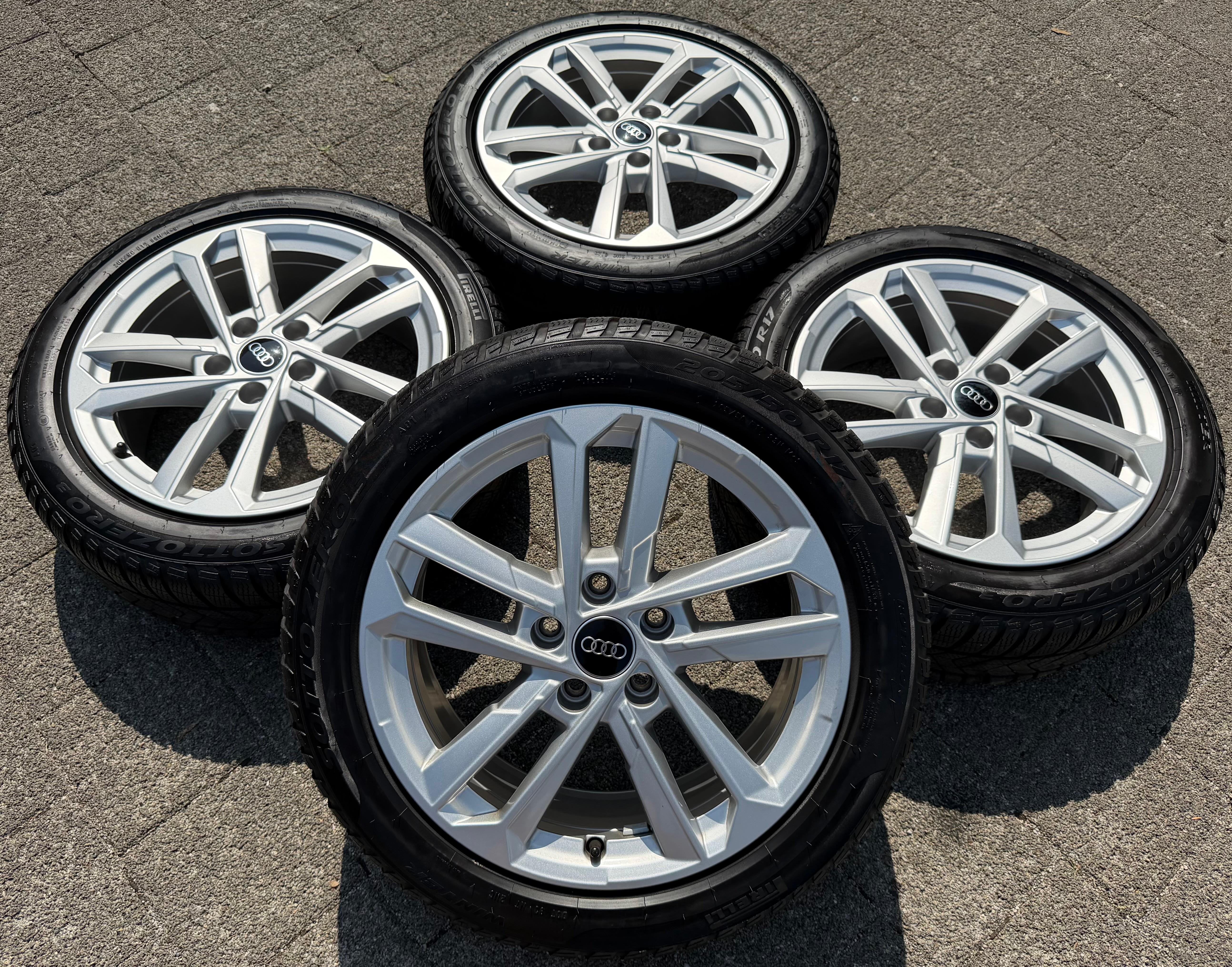 4 llantas de aluminio originales de invierno de 17" para Audi A3 S3 8Y 8Y0601025L 205/50R17 93H Pirelli