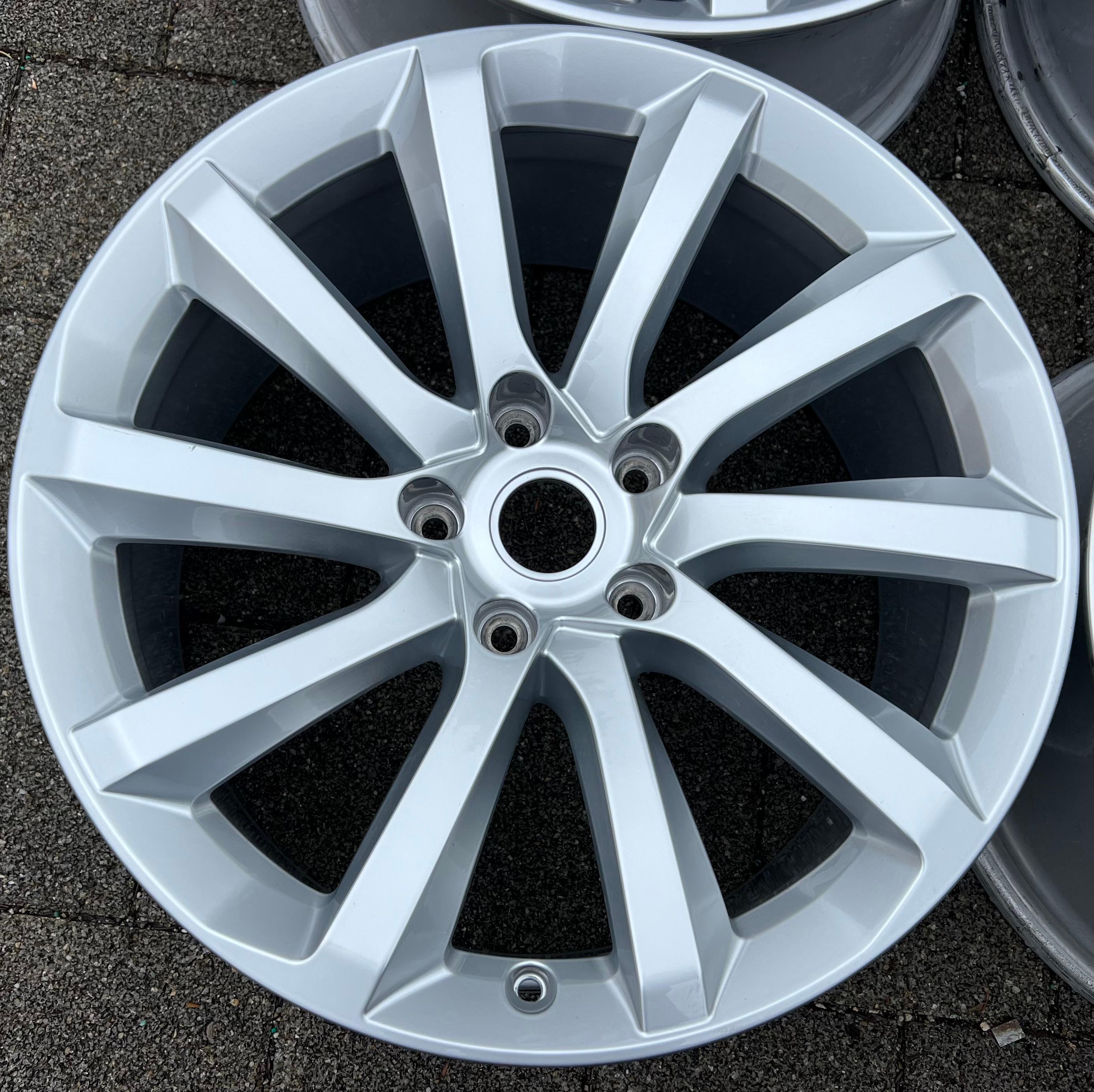 4 RUOTE ORIGINALI IN ALLUMINIO DA 20" BENTLEY BENTAYGA 36A601025A 9x20 ET28 FREEHOUSE