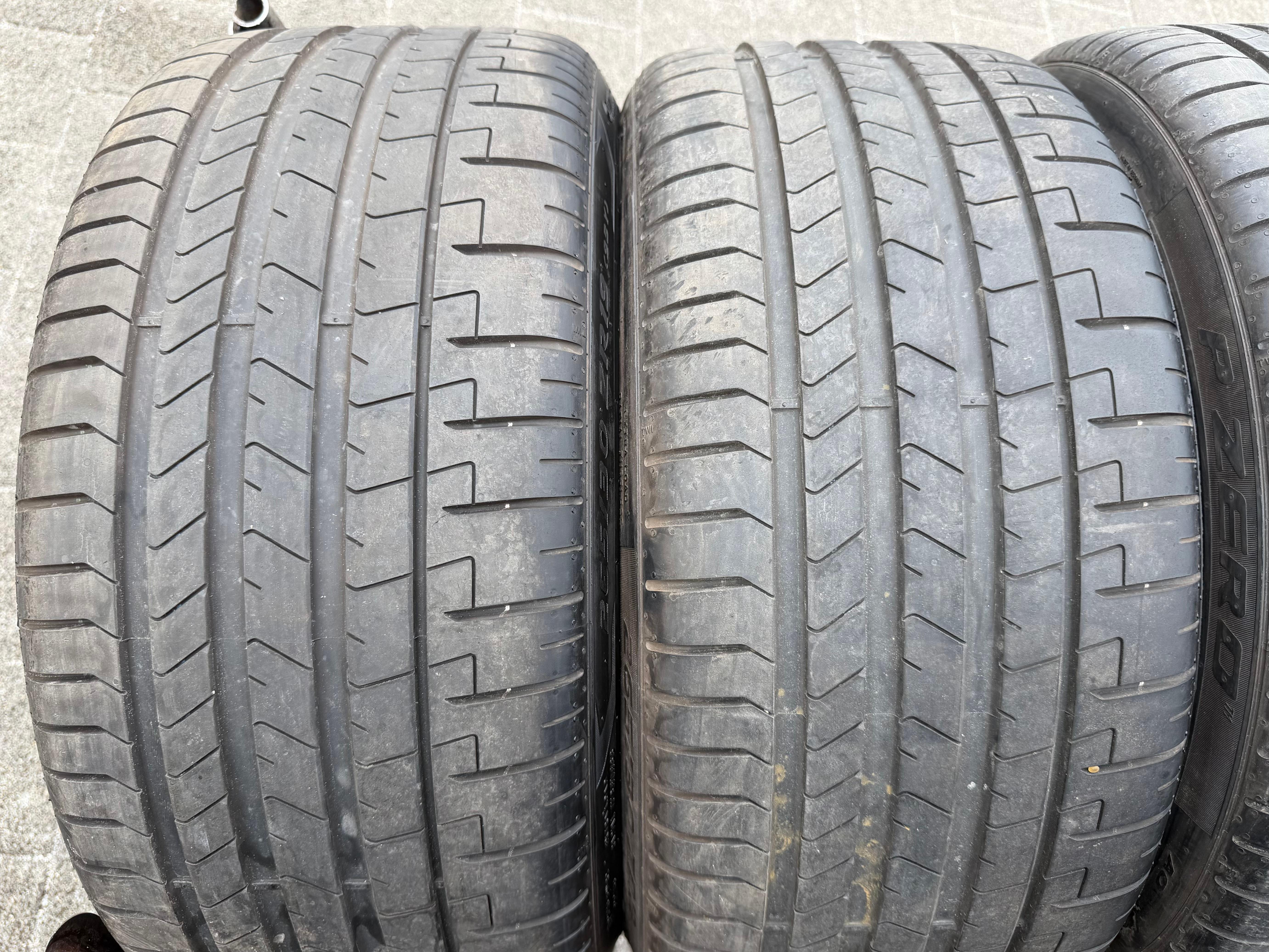 4 Original 19" Alu Sommerräder Audi RS3 8Y 8Y0601025BQ 8Y0601025BP PIRELLI