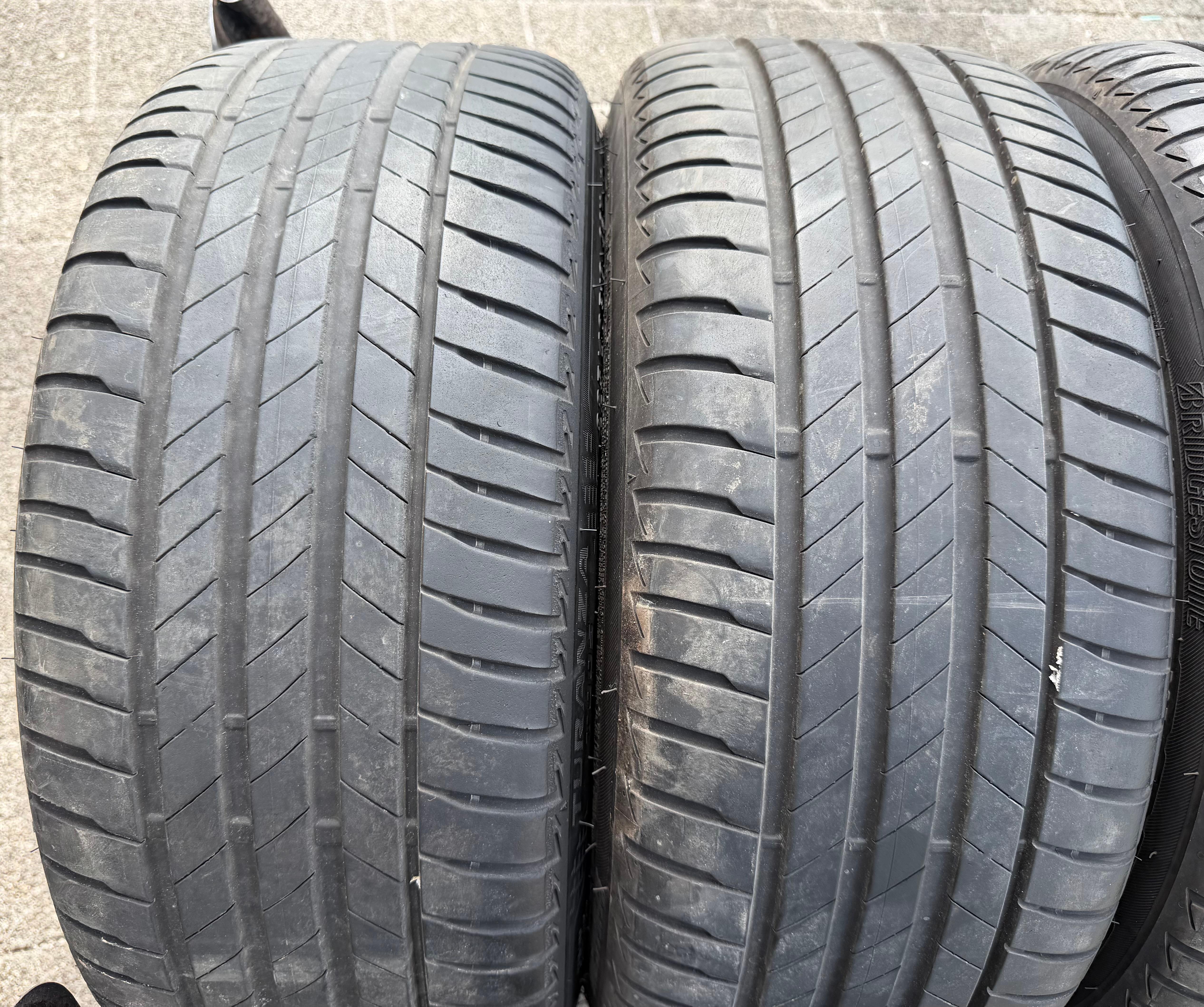 4 Original 18" Alu Sommerräder Audi A3 8Y S3 8Y0601025G 225/40R18 92Y Bridgestone