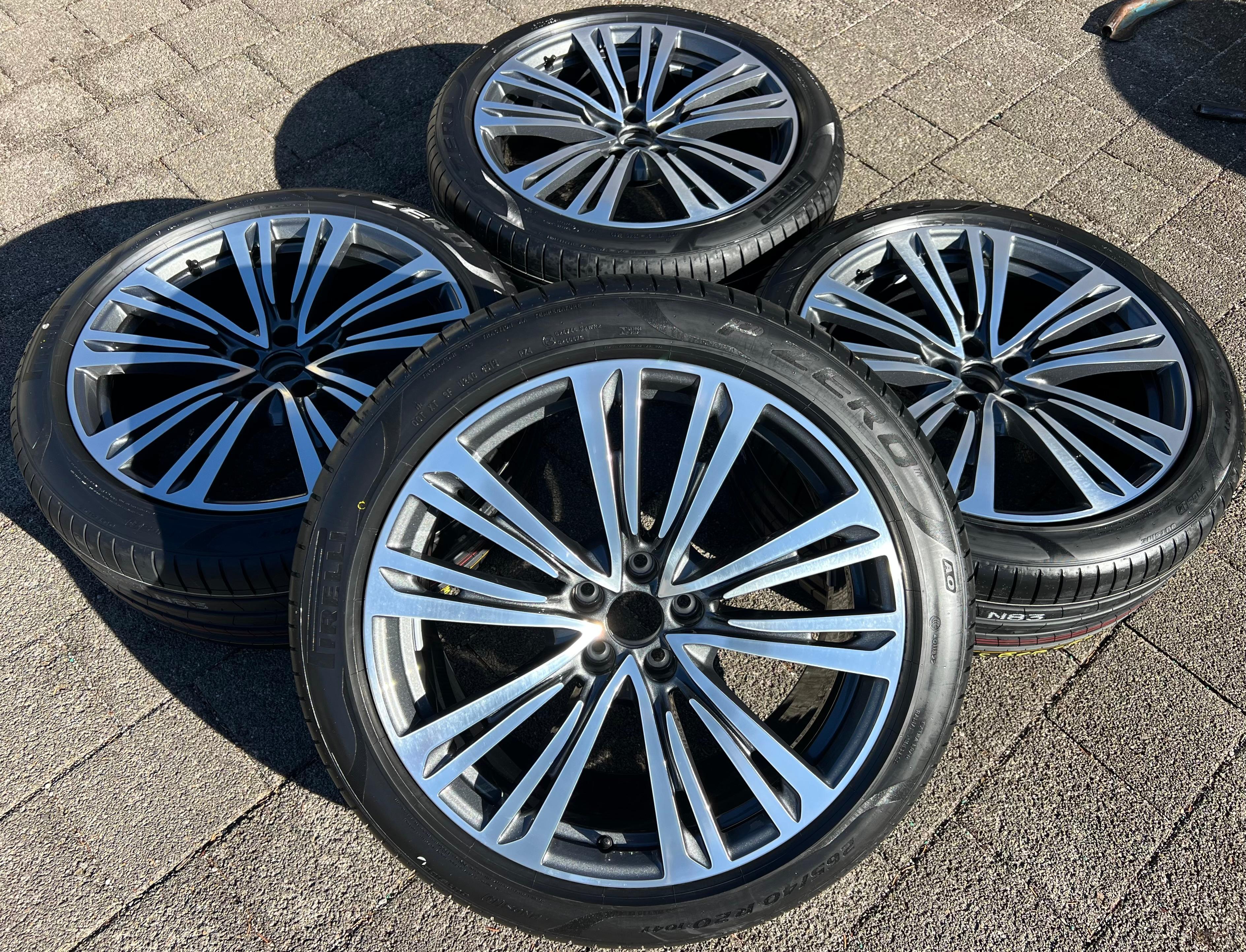 4 jantes d'été en aluminium d'origine de 20 pouces pour Audi A8 4N, référence 4N0601025D, pneus PIRELLI 265/40R20 104Y, neuves