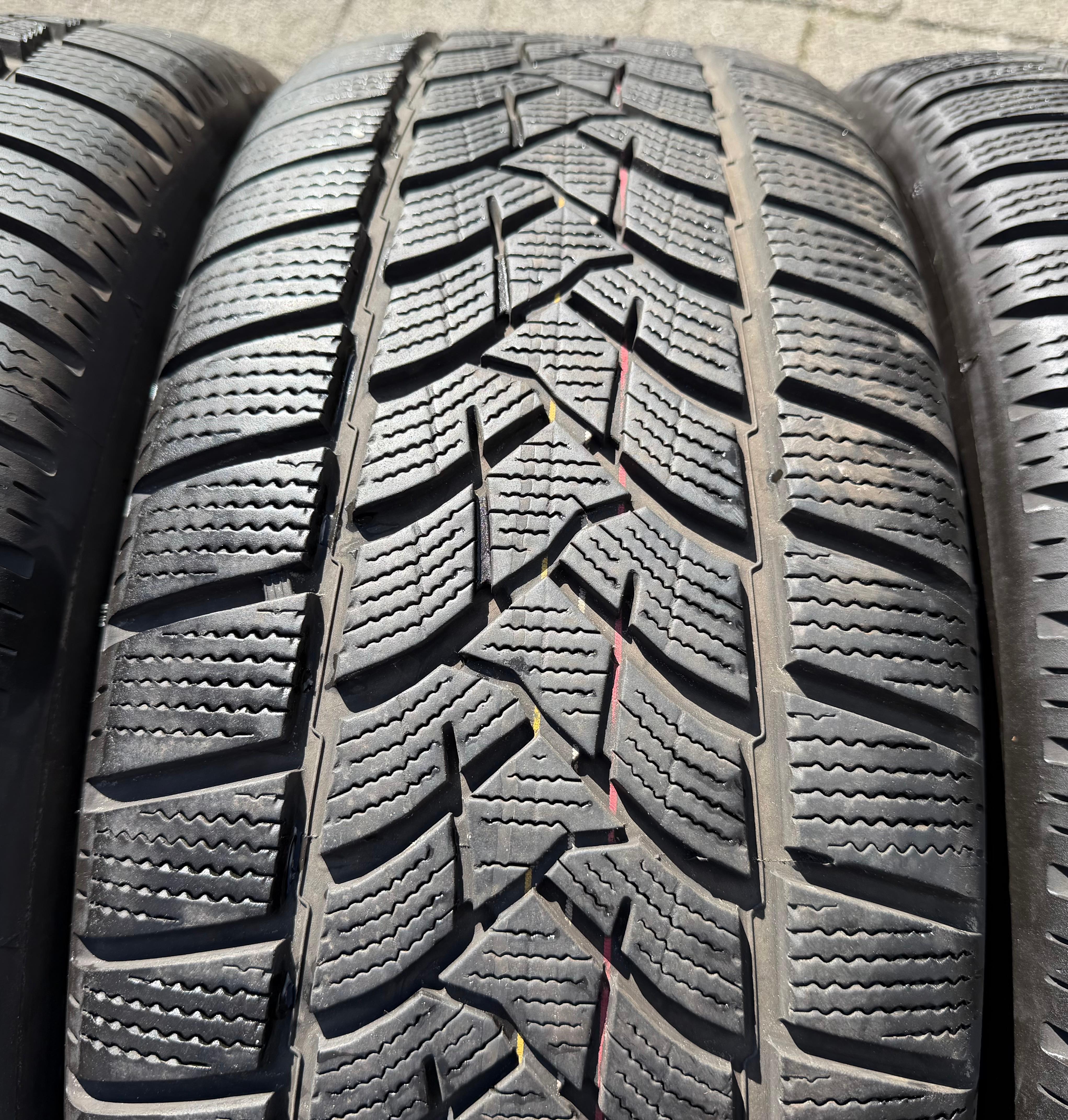 4 roues hiver complètes en alliage d’origine 19" Audi Q5 SQ5 FY 80A601025K 235/55R19 105V Dunlop