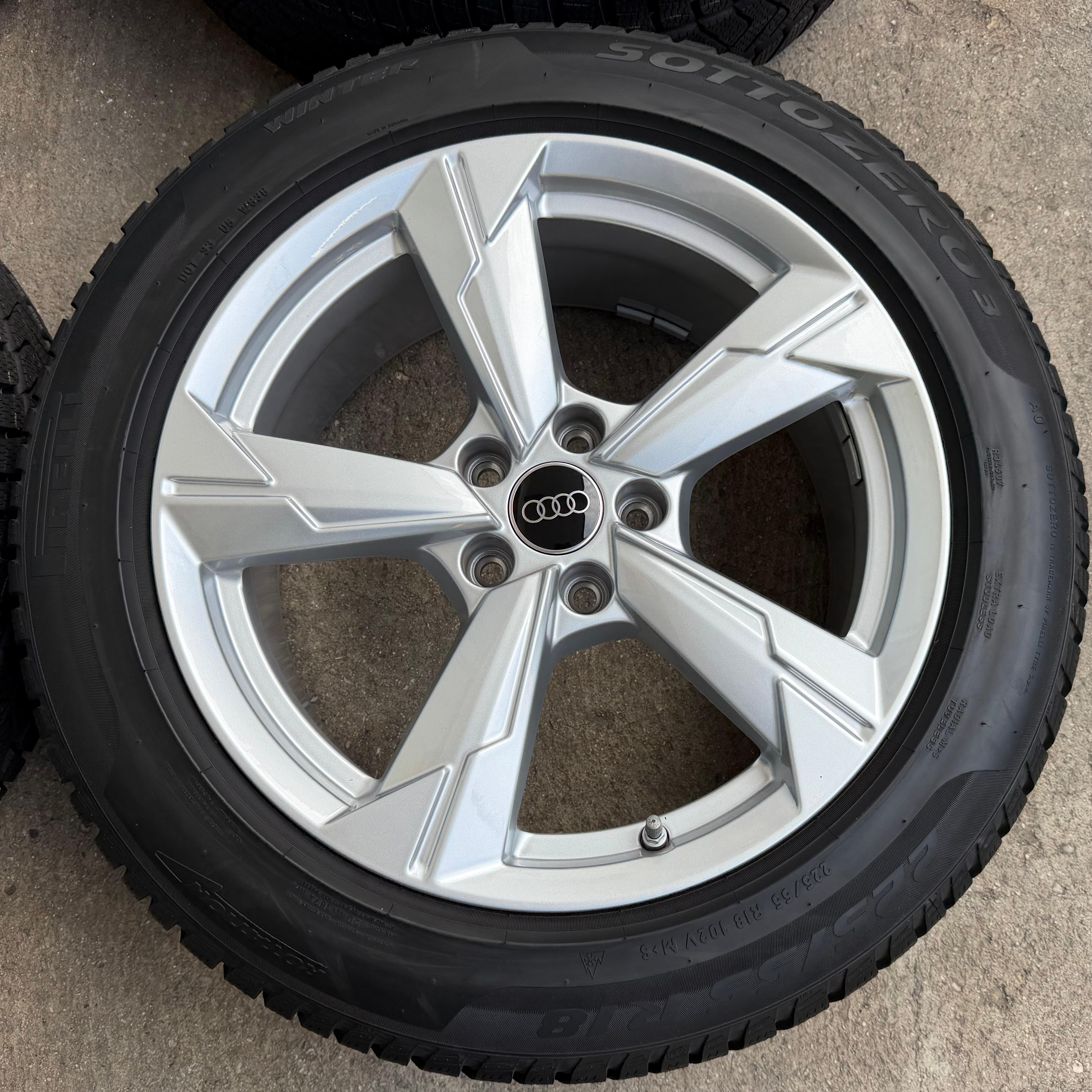 4 Original 18" Alu Winterräder Audi A6 4K F2 C8 4K0601025D 225/55R18 102V RDKS