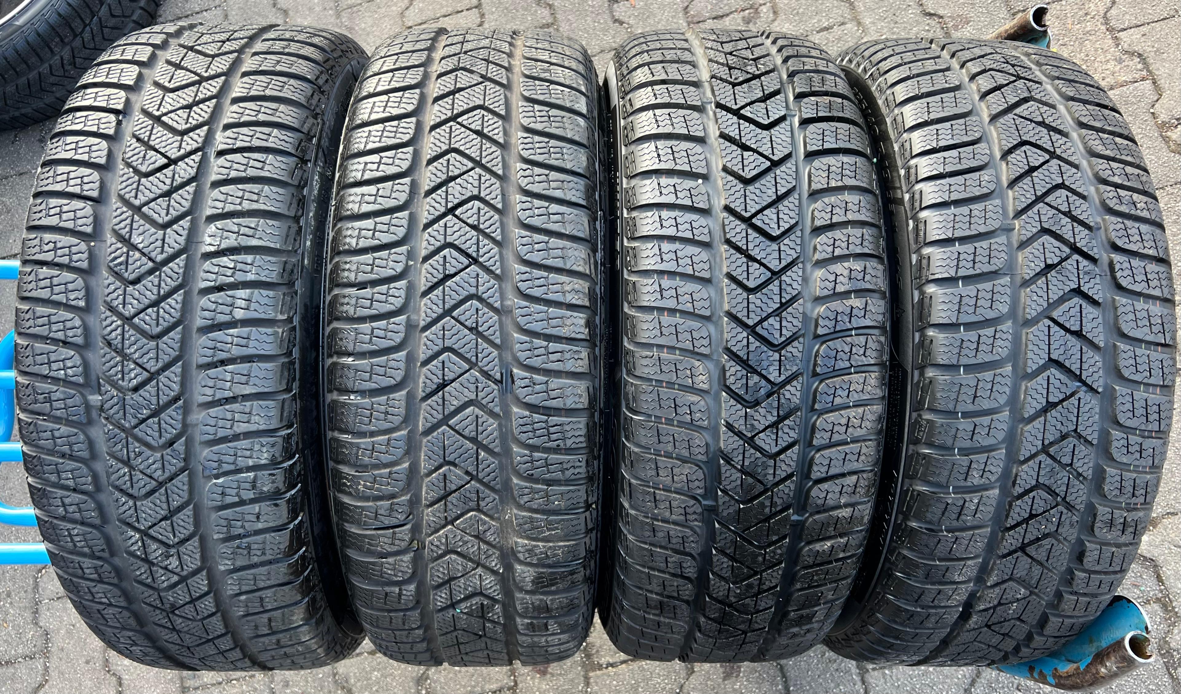 4 ORIGINAL 19" ALU WINTERRÄDER AUDI TT TTS 8S 8S0601025AG 225/40R19 93V PIRELLI