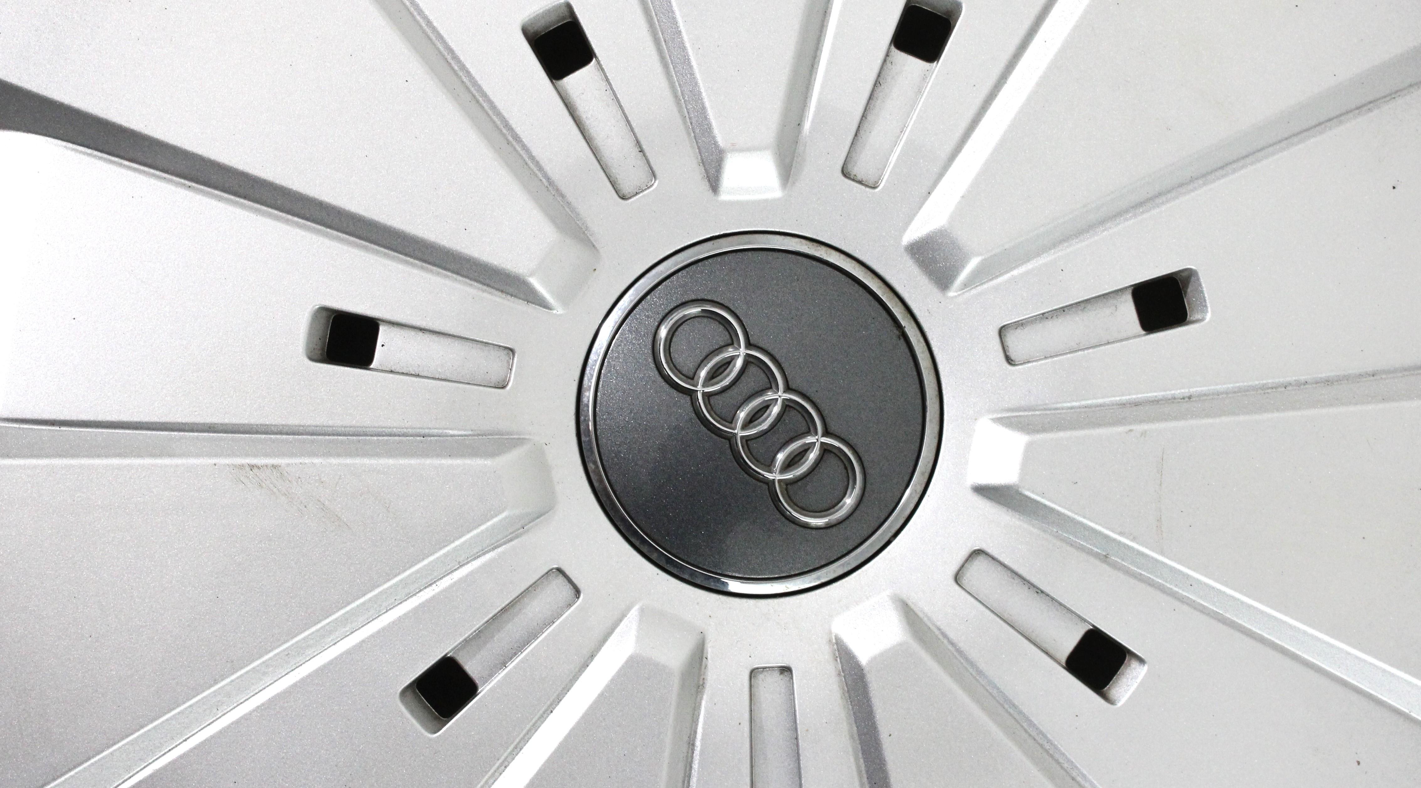 4x enjoliveurs de roue d’origine 16" Audi A3 A4 Q2 81A601147 enjoliveurs 16 pouces