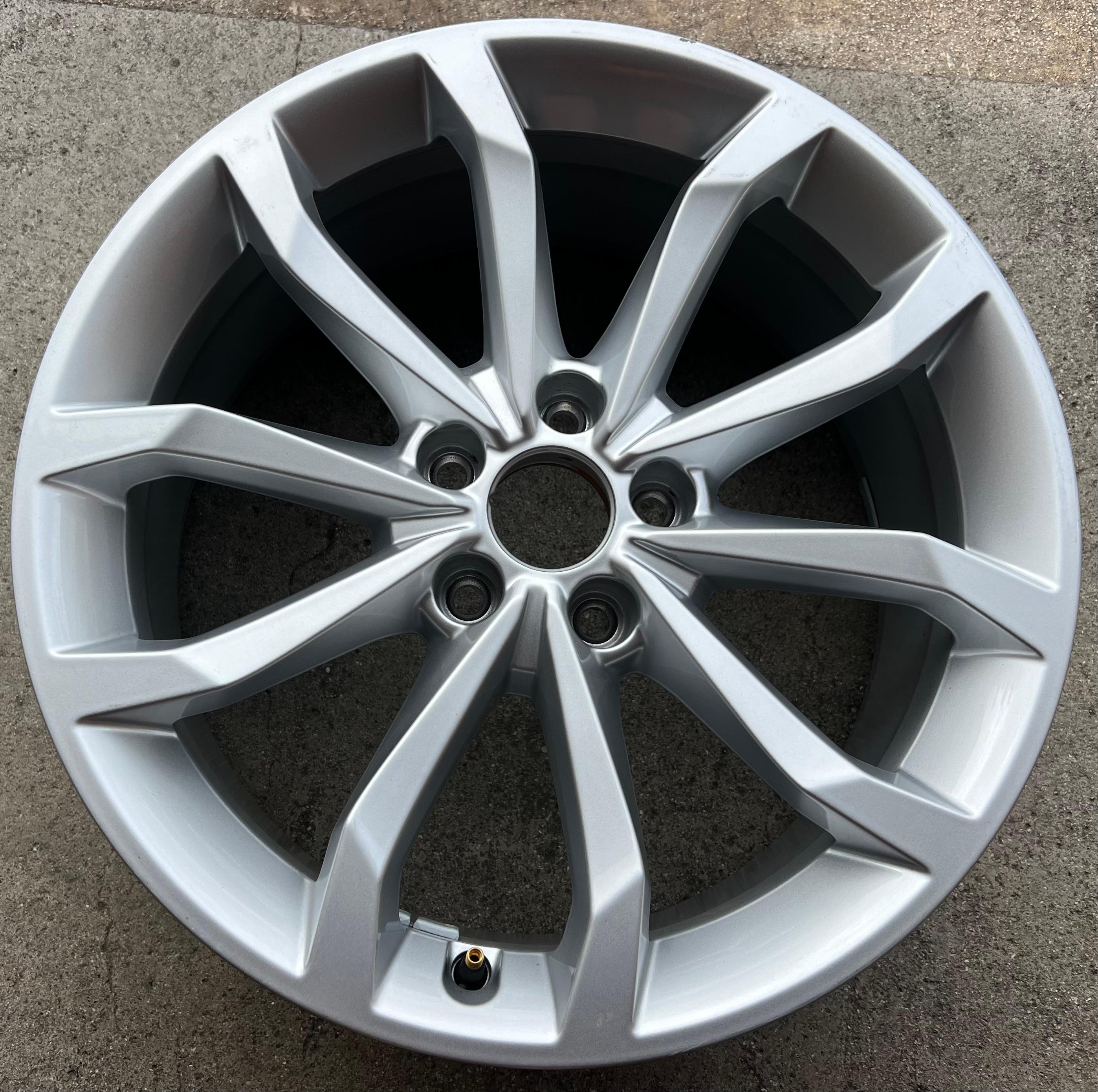 1 X ORIGINAL 18" ALUFELGE FELGE AUDI A4 8W 8W0601025H 8x18 ET40 FREIHAUS