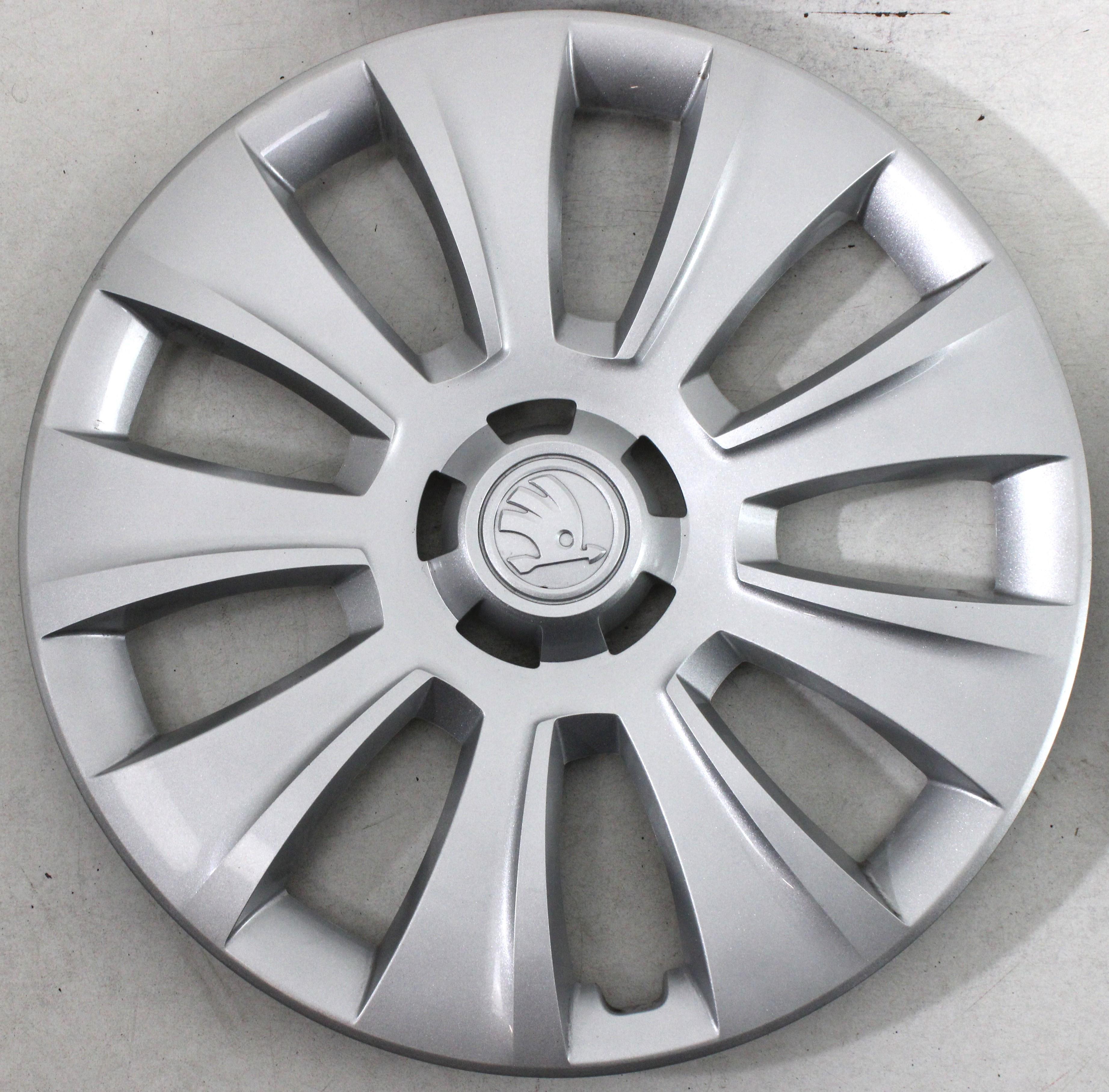 4 X ORIGINAL 16" RADKAPPEN SKODA KODIAQ OCTAVIA KODIAQ YETI SUPERB 57A601147
