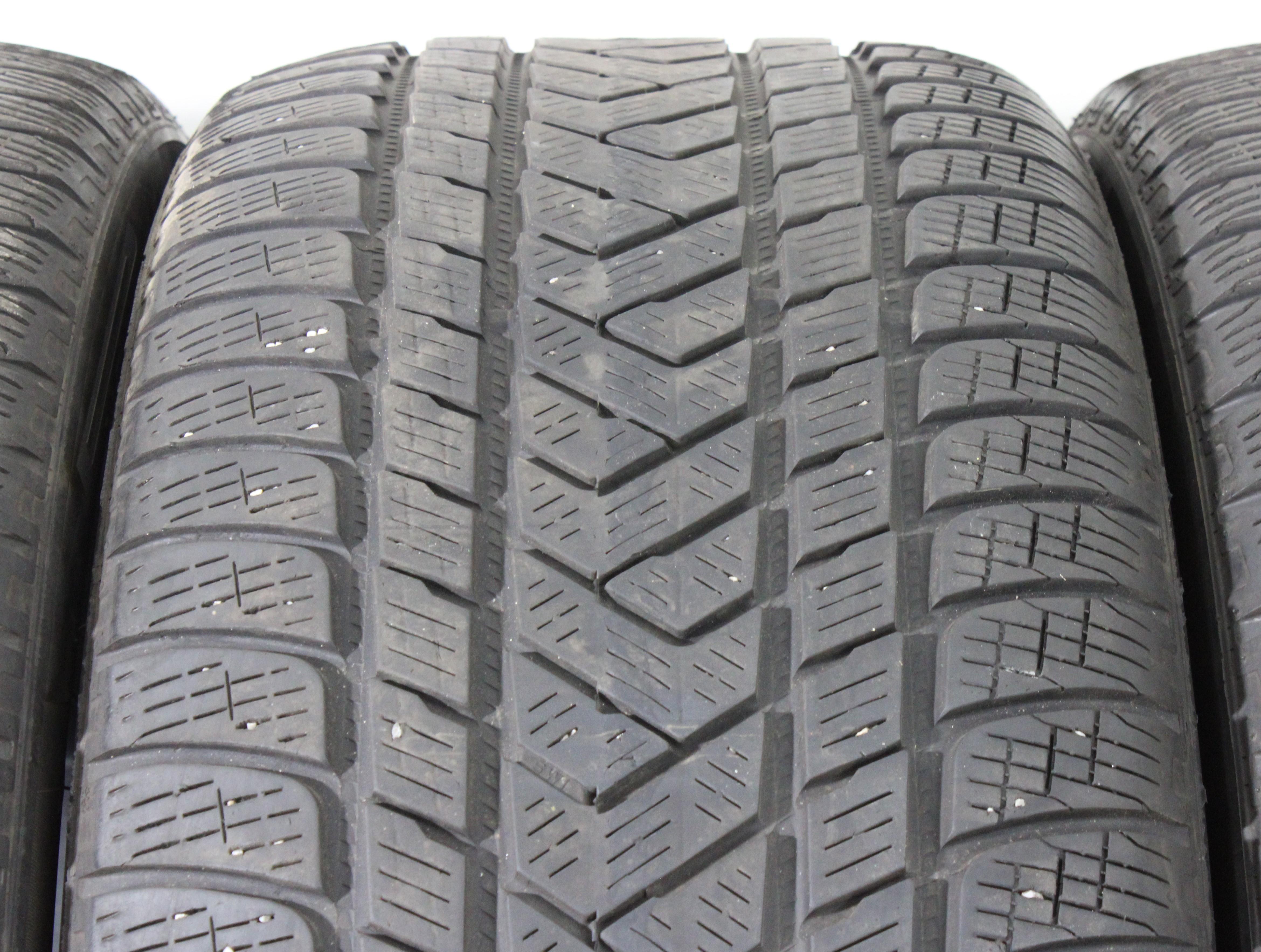4 x 285/45R21 113V Winterreifen Pirelli Scorpion Winter* Runflat 5-5,5mm 2021