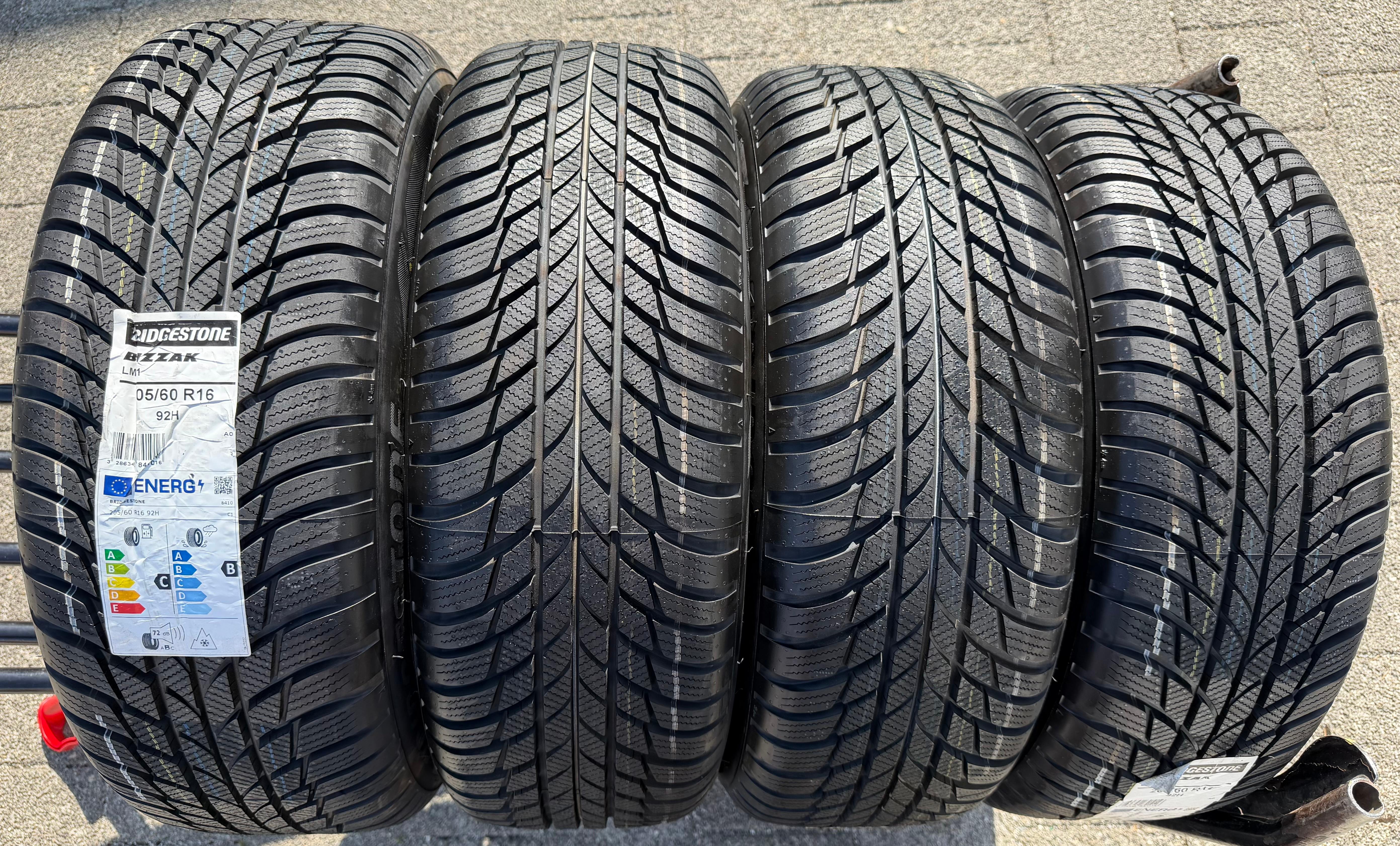 4 llantas de aluminio originales de invierno para Audi A1 Allstreet City Carver GBH 82B071496 Bridgestone 2022