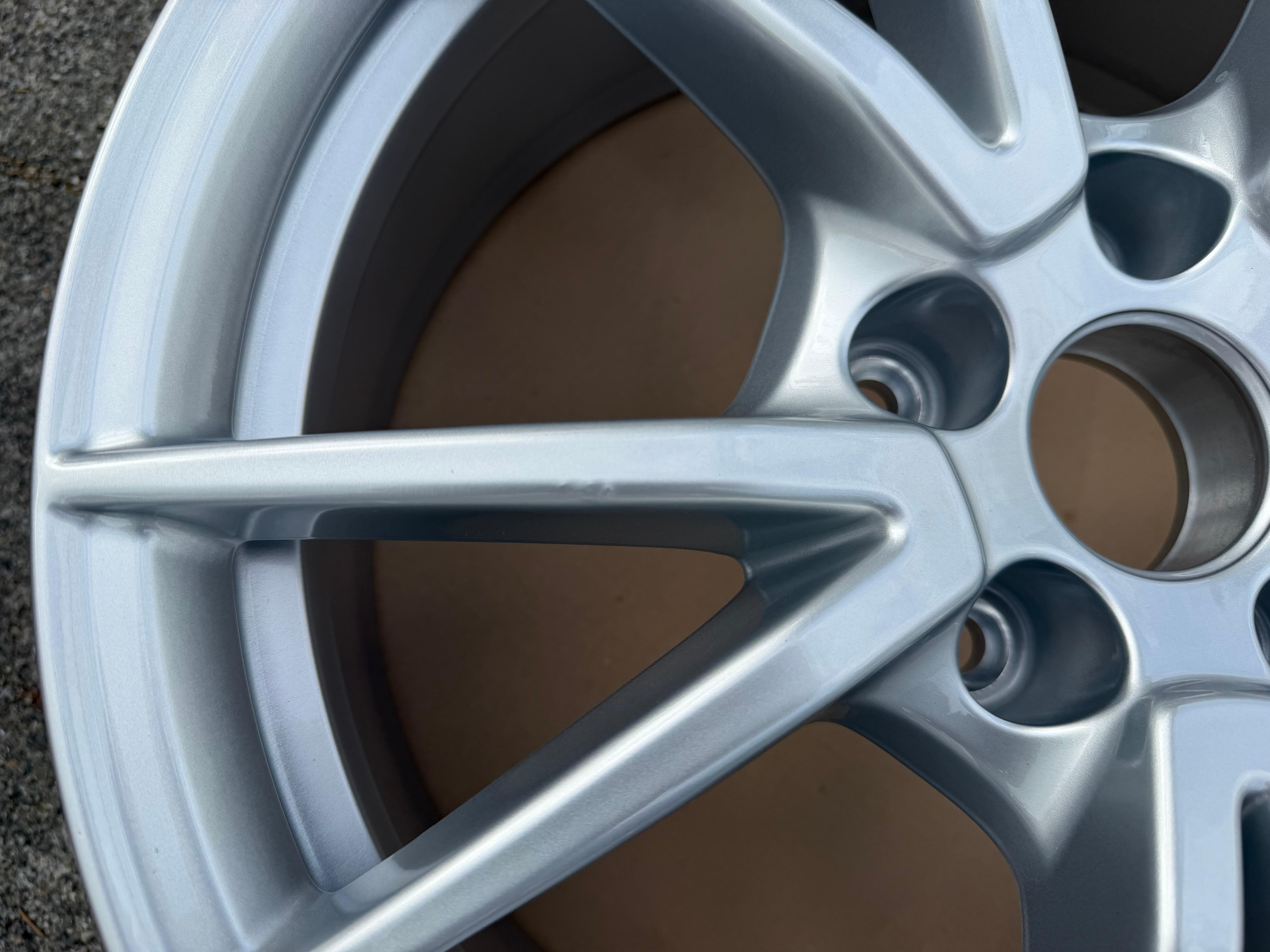 1 cerchio in lega originale da 17" per Audi Q5 GUN GUB 8MA601025 7x17 ET27, spedizione gratuita