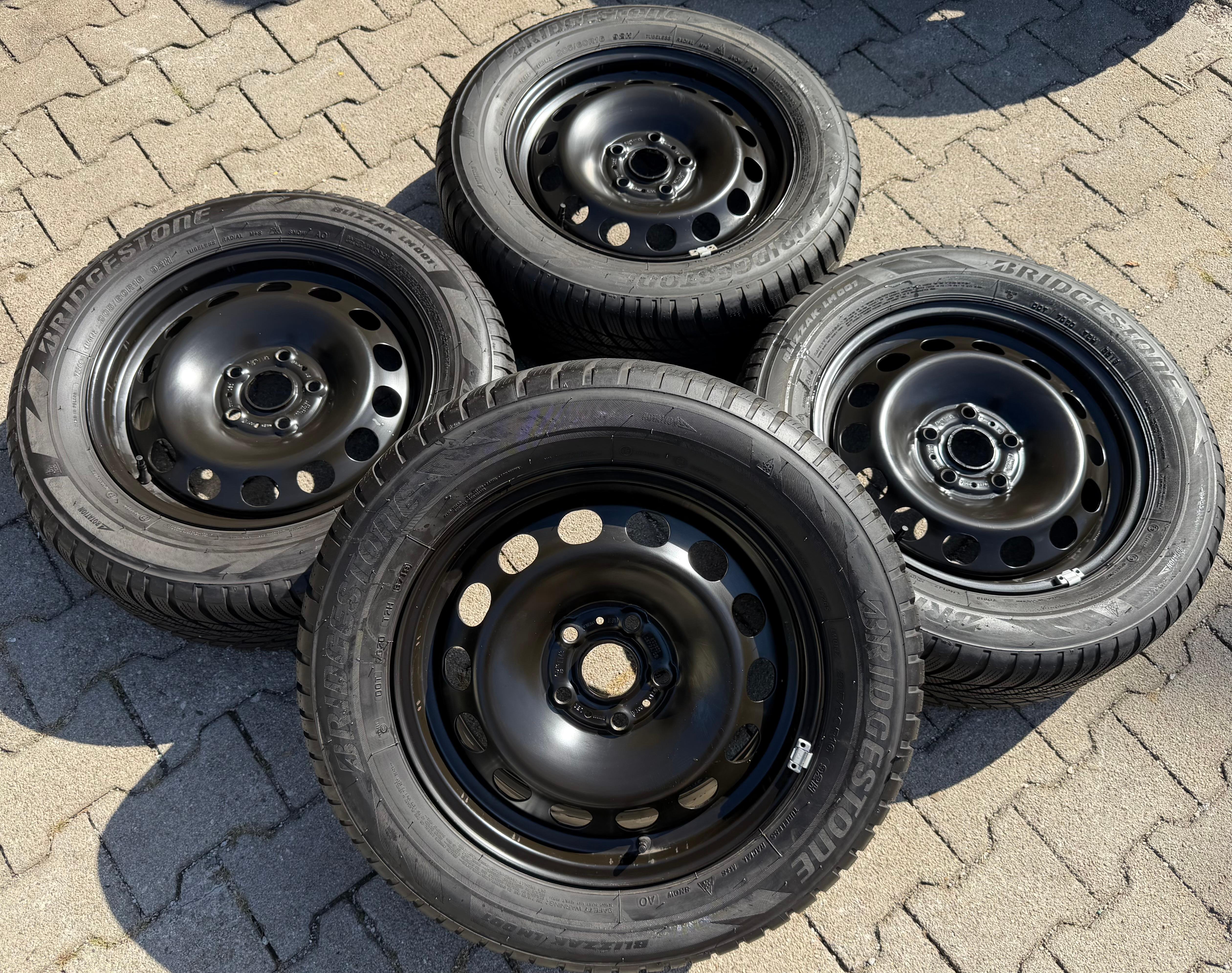 4 Winterräder Audi Q2 GA VW T-Roc 205/60R16 92H Bridgestone 5Q0601027AM