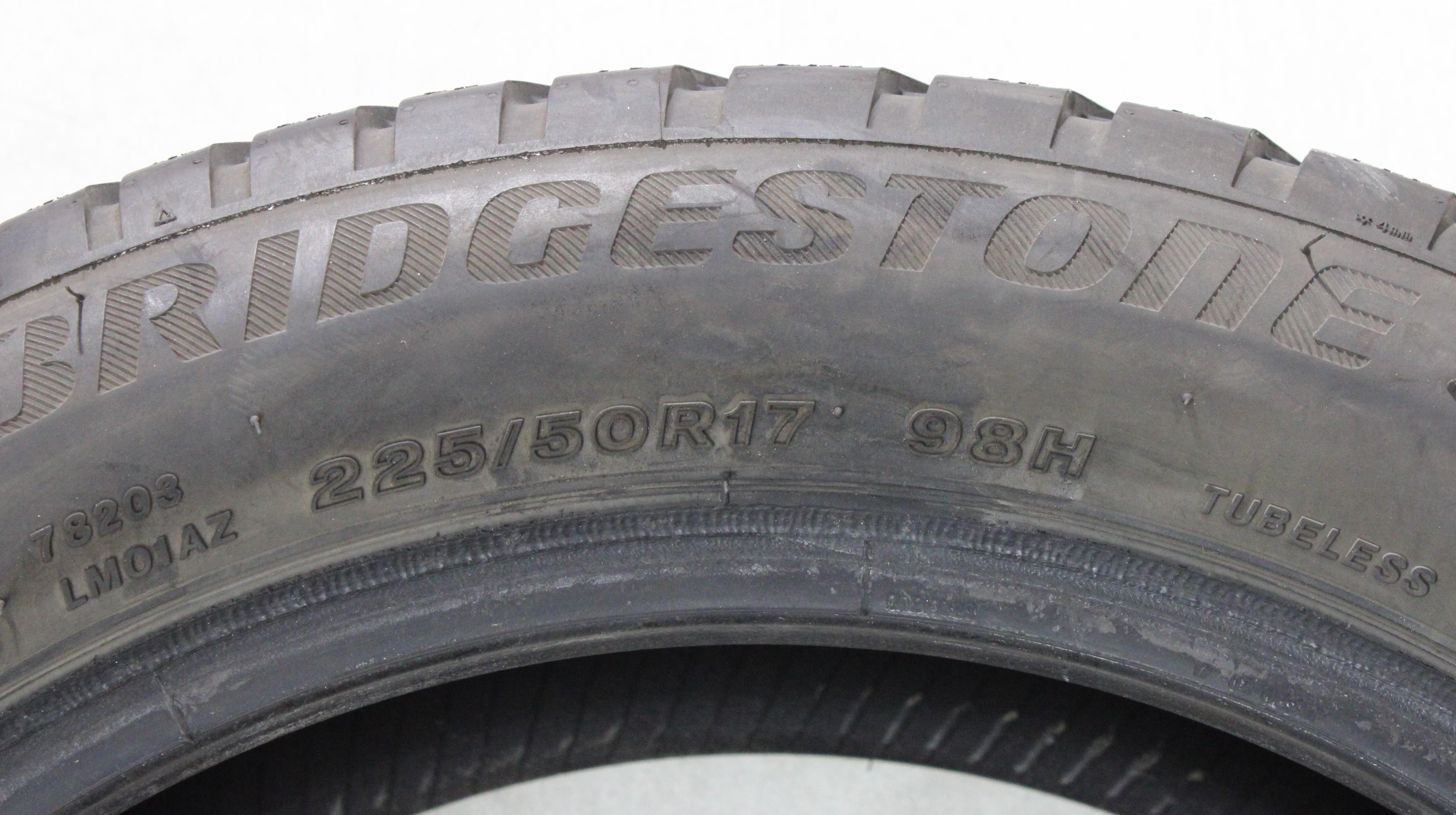 2 x 225/50R17 98H Winterreifen Bridgestone Blizzak LM001 * Runflat 5,5mm 2024