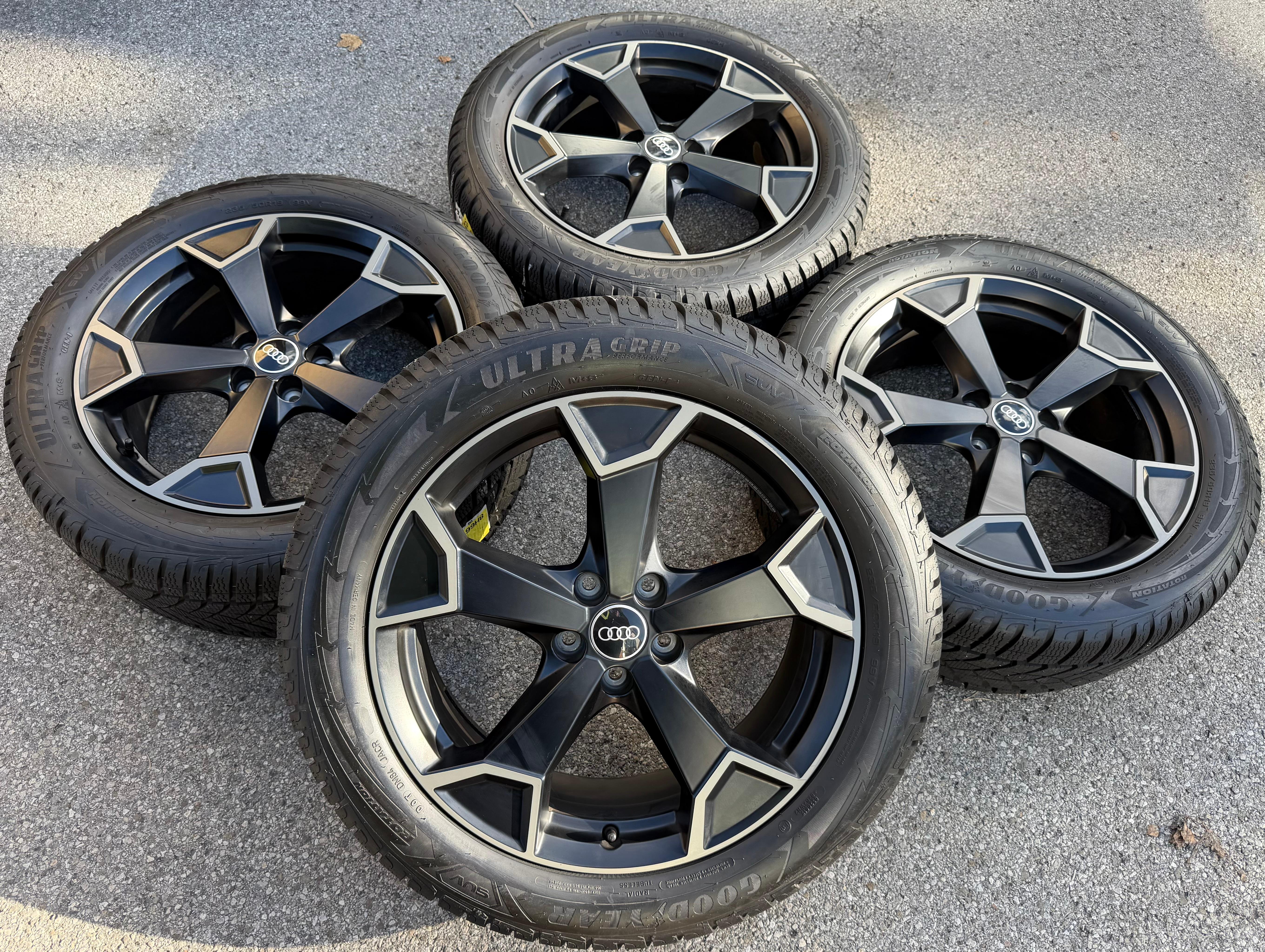 4 LLANTAS DE ALEACIÓN ORIGINALES DE INVIERNO DE 19" PARA AUDI Q3 F3B 83A 83A071499 235/50R19 99V ENVÍO GRATUITO