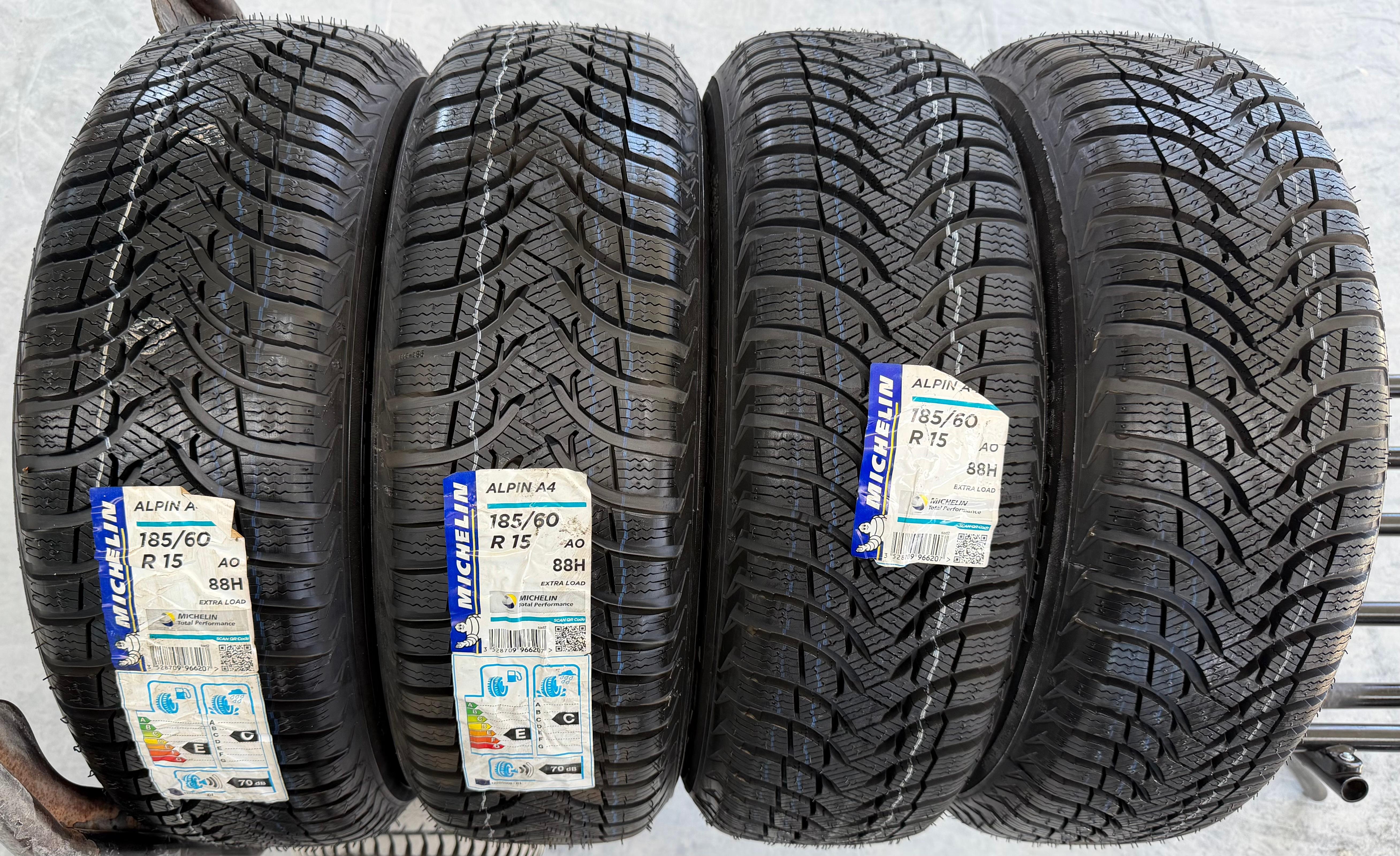 4 Original Alu Winterräder Audi A1 8X 8X0071495 185/60R15 88H Michelin