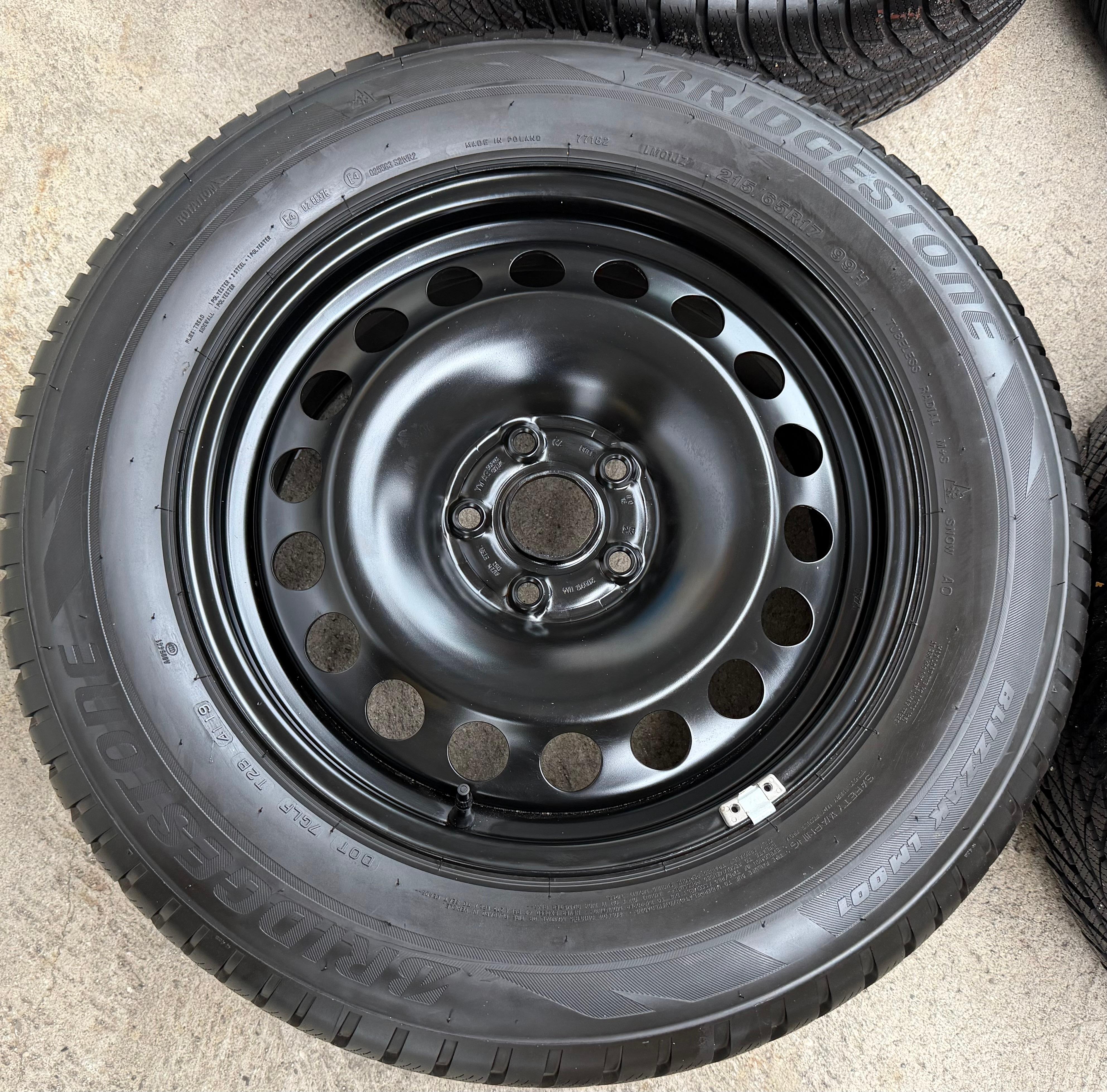 4 Winterräder Audi Q3 F3 Seat Tarraco Skoda Kodiaq VW Tiguan II 5NA 215/65R17 99H