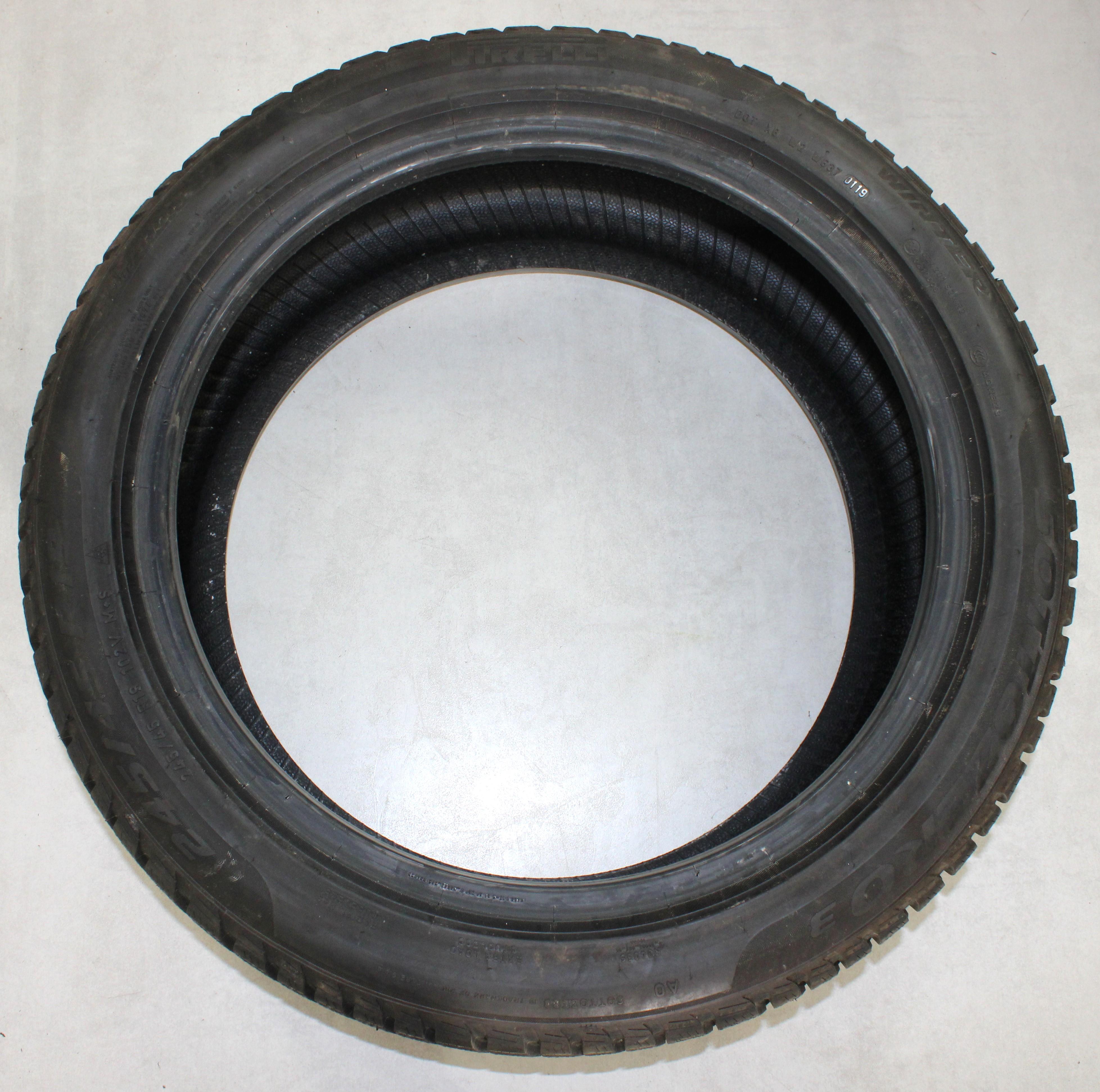 1 x 245/45R19 102V Winterreifen Pirelli Sottozero 3 AO Volles Profil 2019