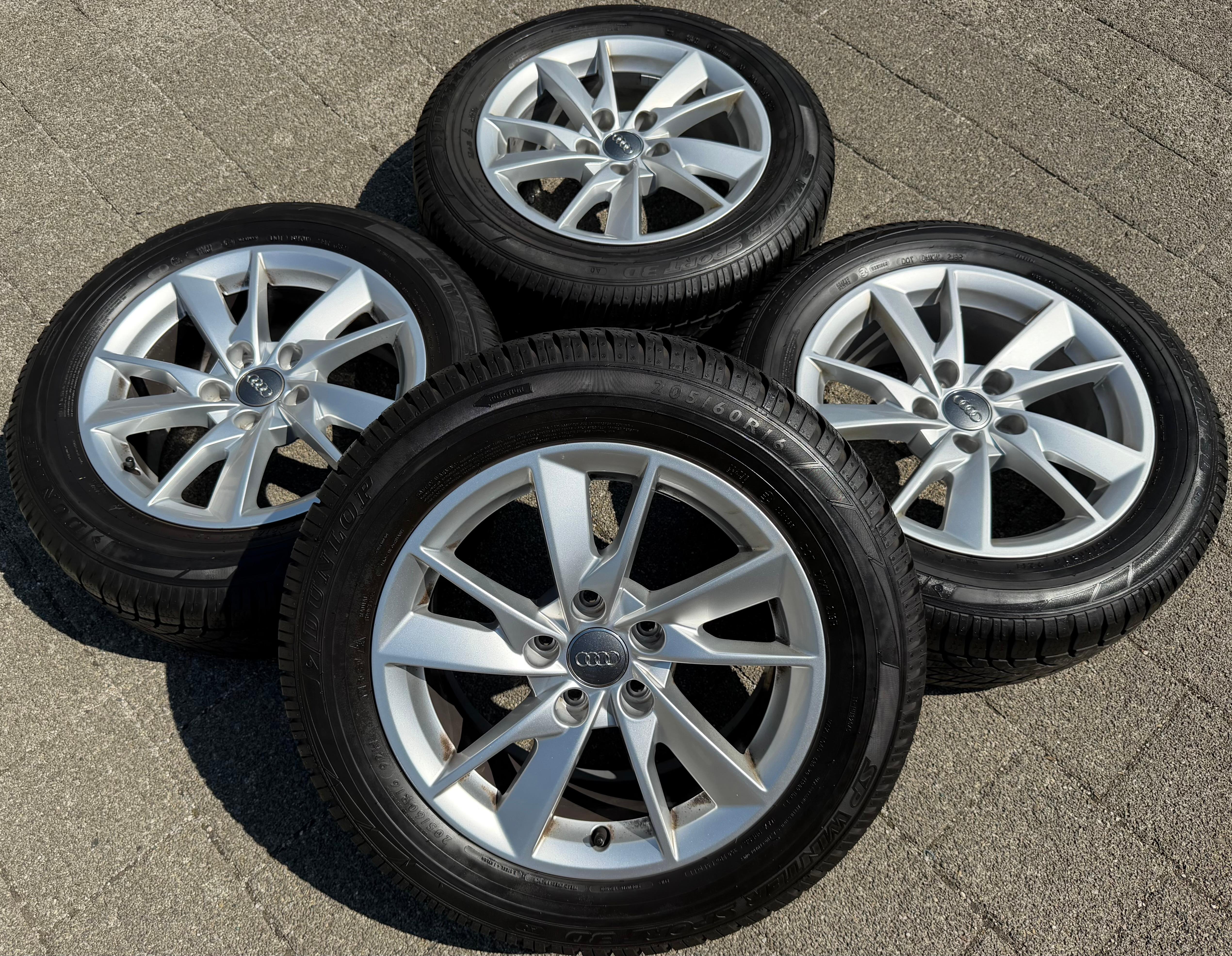 4 llantas de aluminio originales de invierno para Audi A4 8W B9 8W0601025A 205/60R16 92H Dunlop