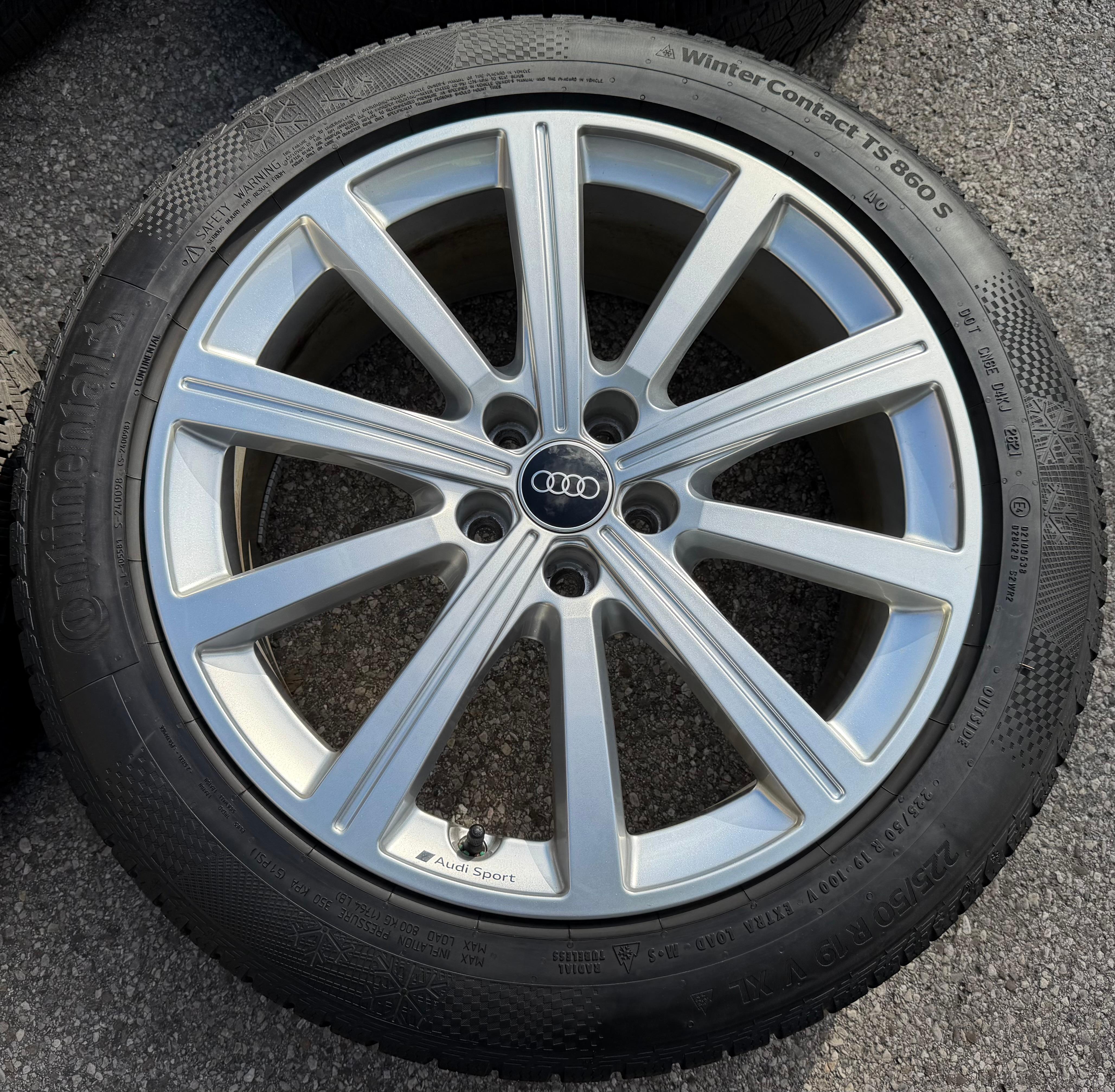 4 Original 19" Alu Winterräder Audi RSQ3 F3 83A601025AB 225/50R19 99V Continental
