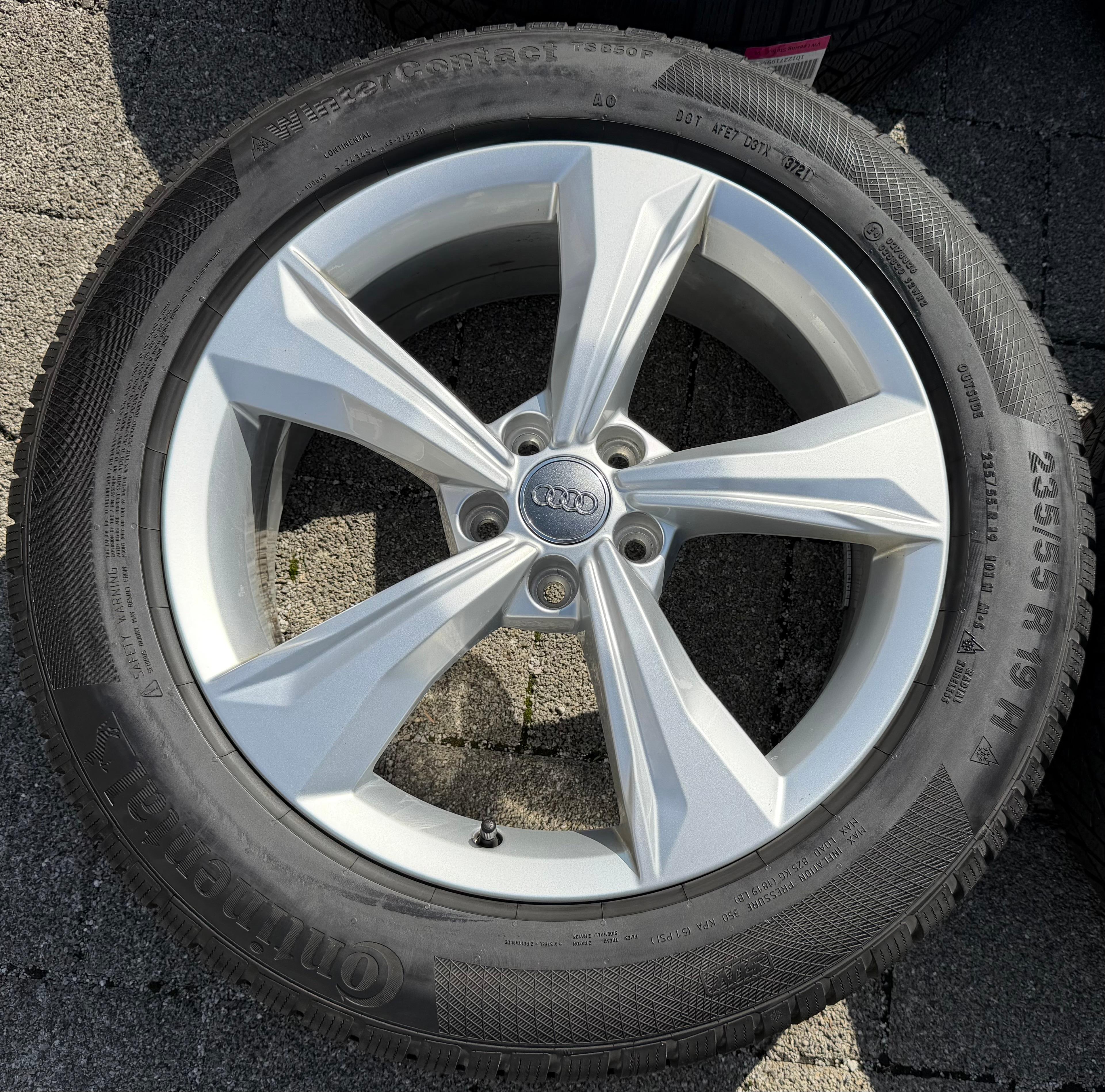 4 Original 19" Alu Winterräder Audi Q5 SQ5 FY 80A601025K 235/55R19 101H Continental