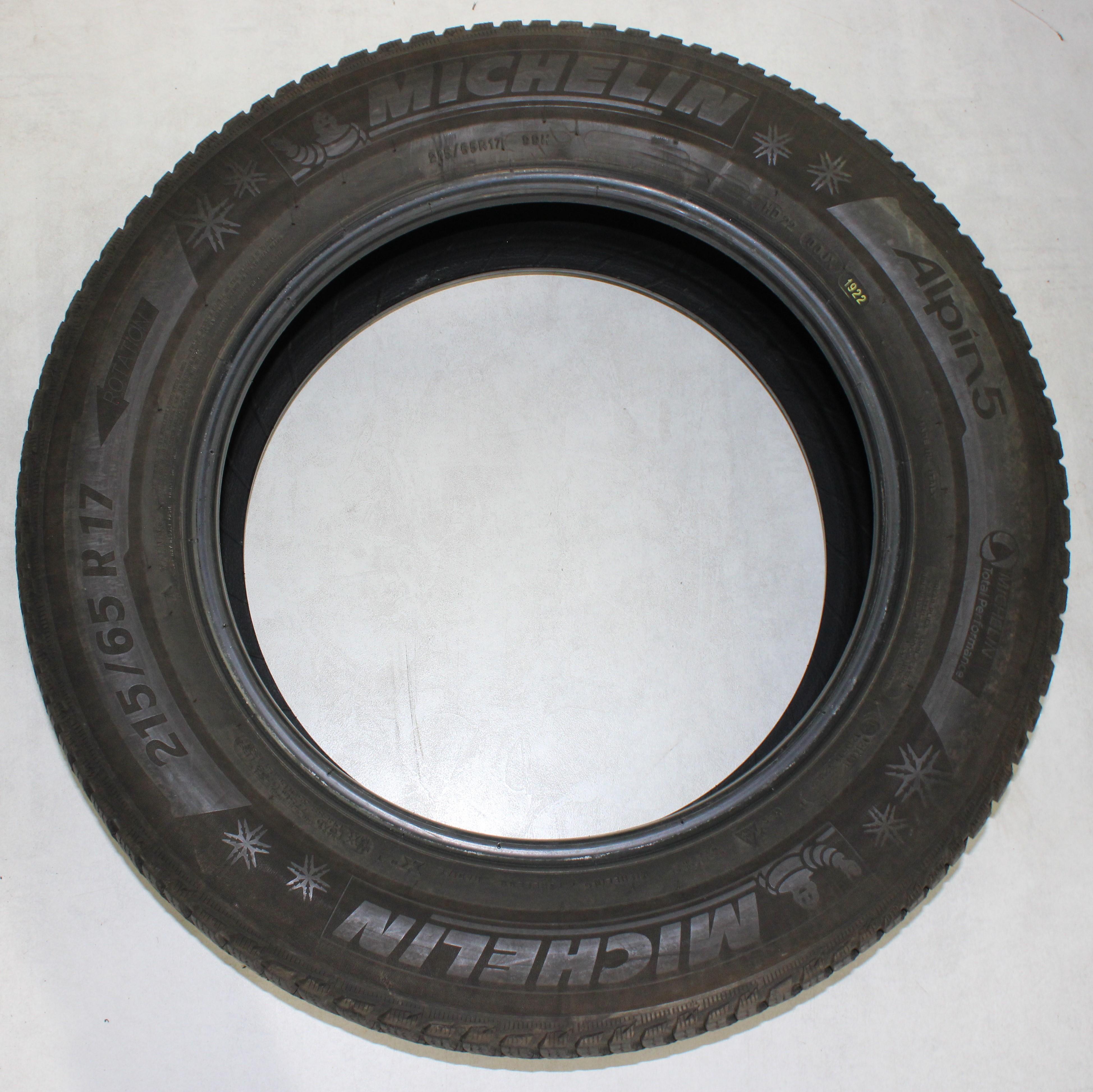 2 x 215/65R17 99H Winterreifen Michelin Alpin 5 4,5-5mm 2022/2023