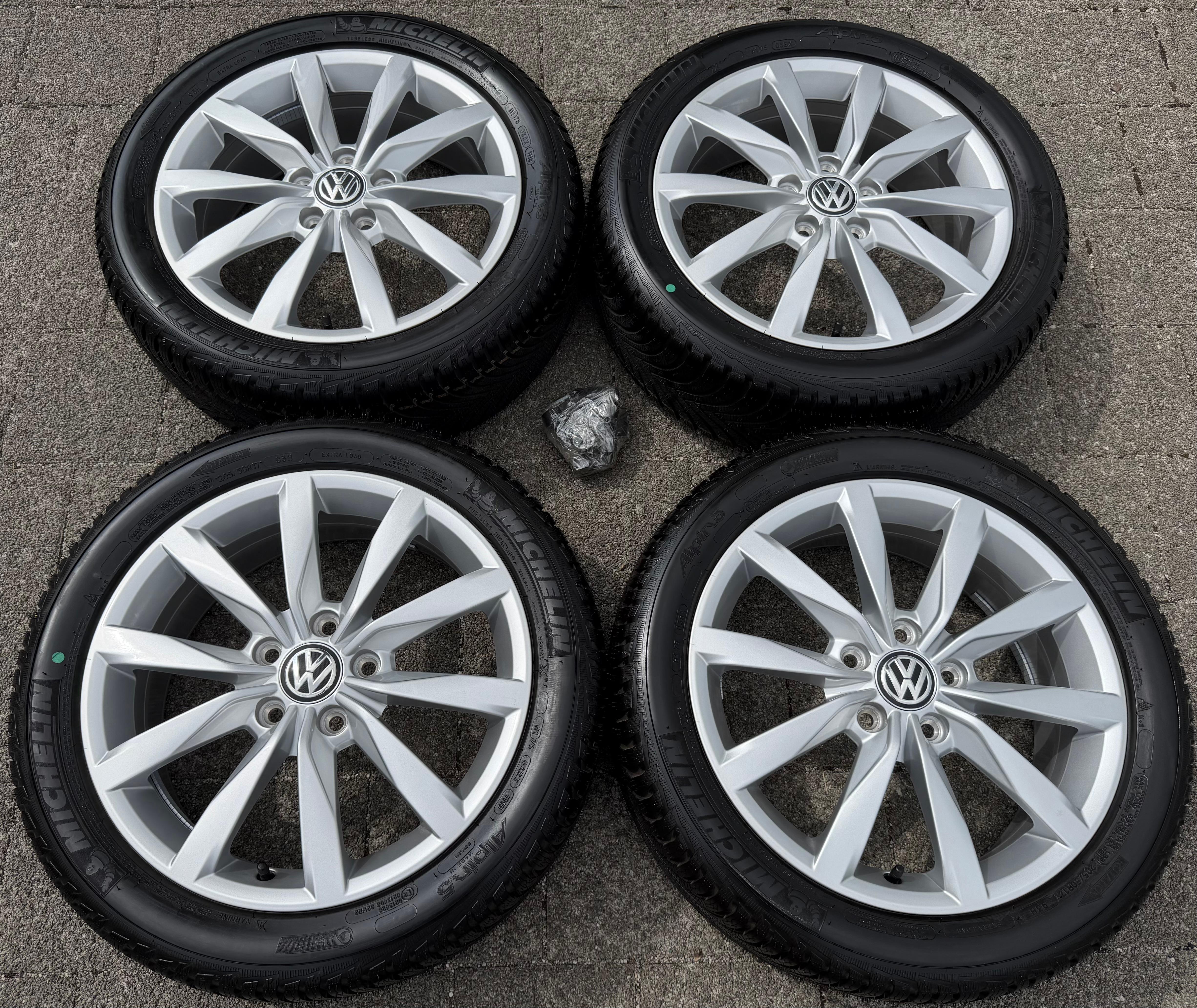 4 Original 17" Alu Winterräder VW Golf VII 7 AU 5G0601025K 205/50R17 93H Michelin