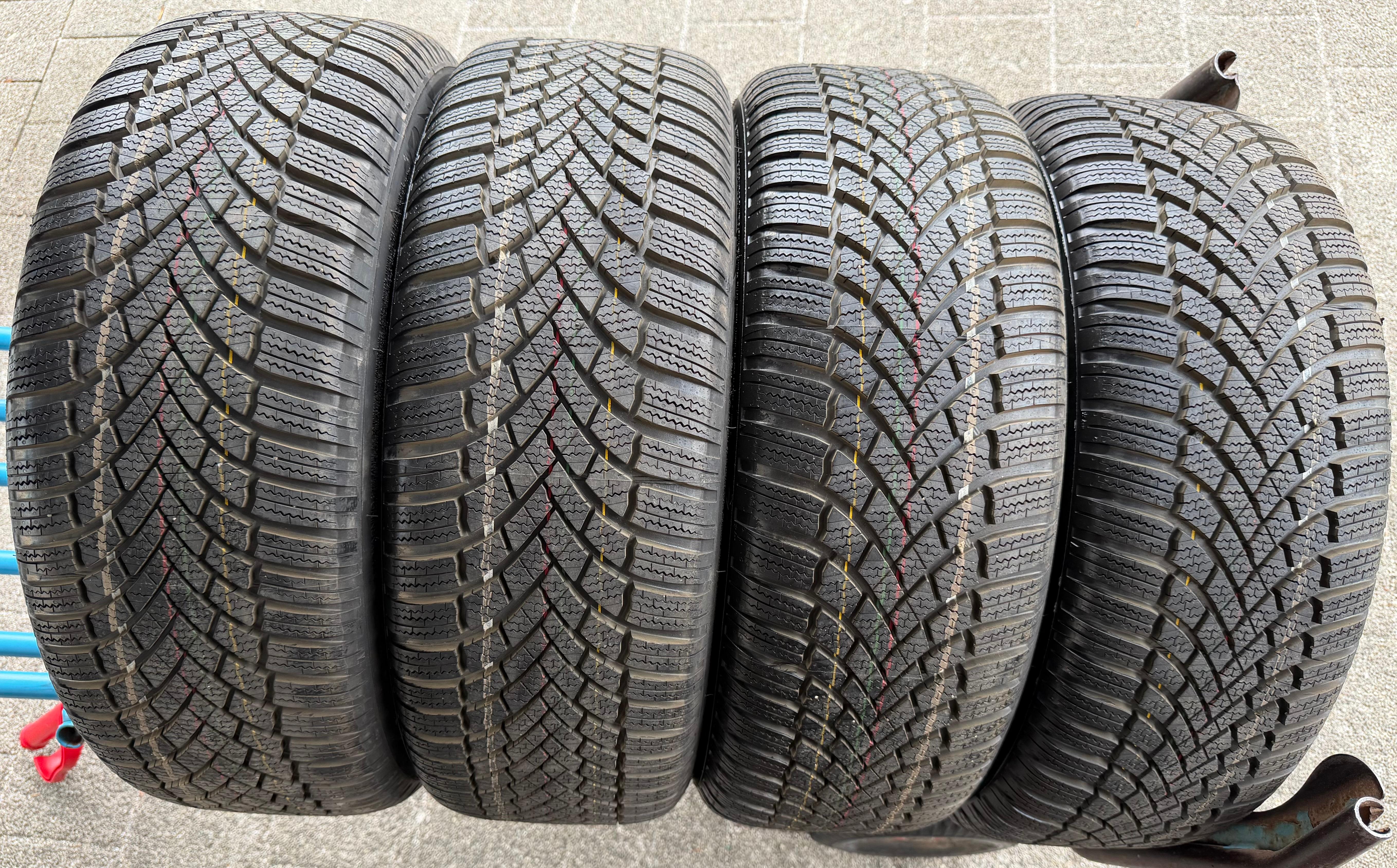4 Original 17" Alu Winterräder Audi A3 S3 8Y 8Y0601025L 205/50R17 93H Bridgestone 2023
