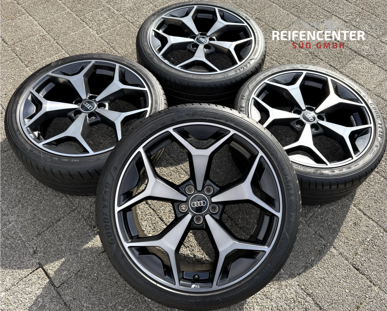 4 Original 18" Alu Sommerräder Audi A1 S1 GB 82A601025AS 215/40R18 89Y Goodyear